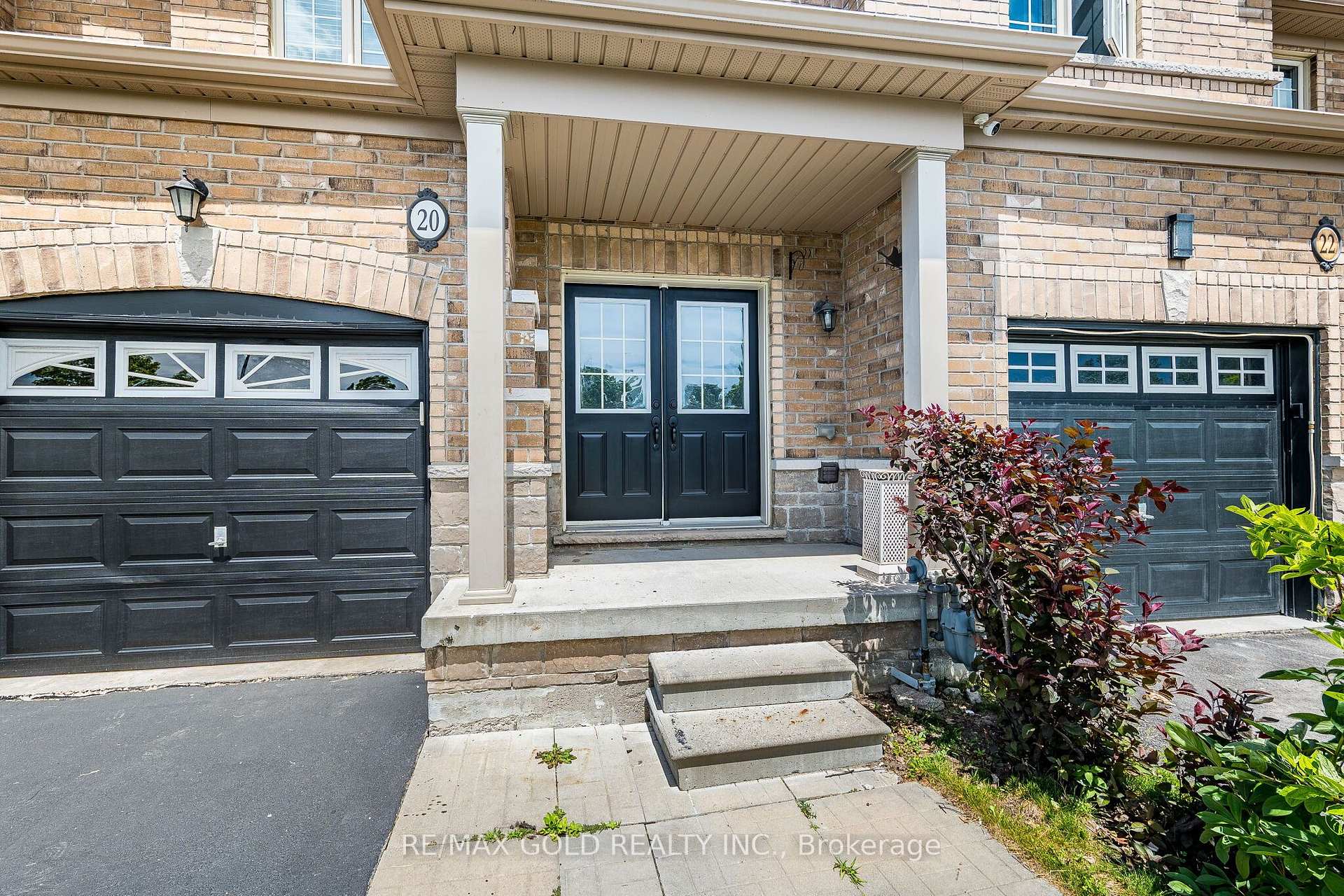 Photo 3 of 20 Brussels Avenue, Brampton, Sandringham-Wellington — HOMEH
