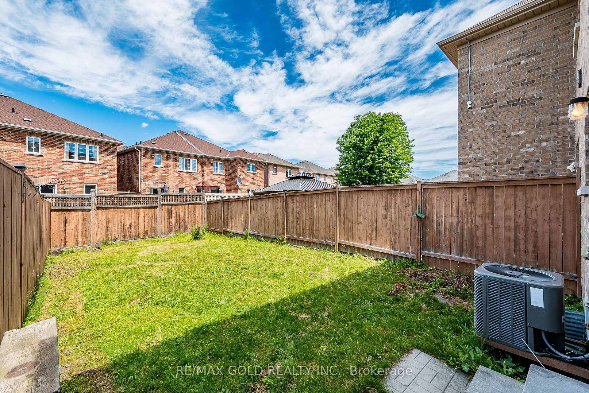 Photo 26 of 20 Brussels Avenue, Brampton, Sandringham-Wellington — HOMEH