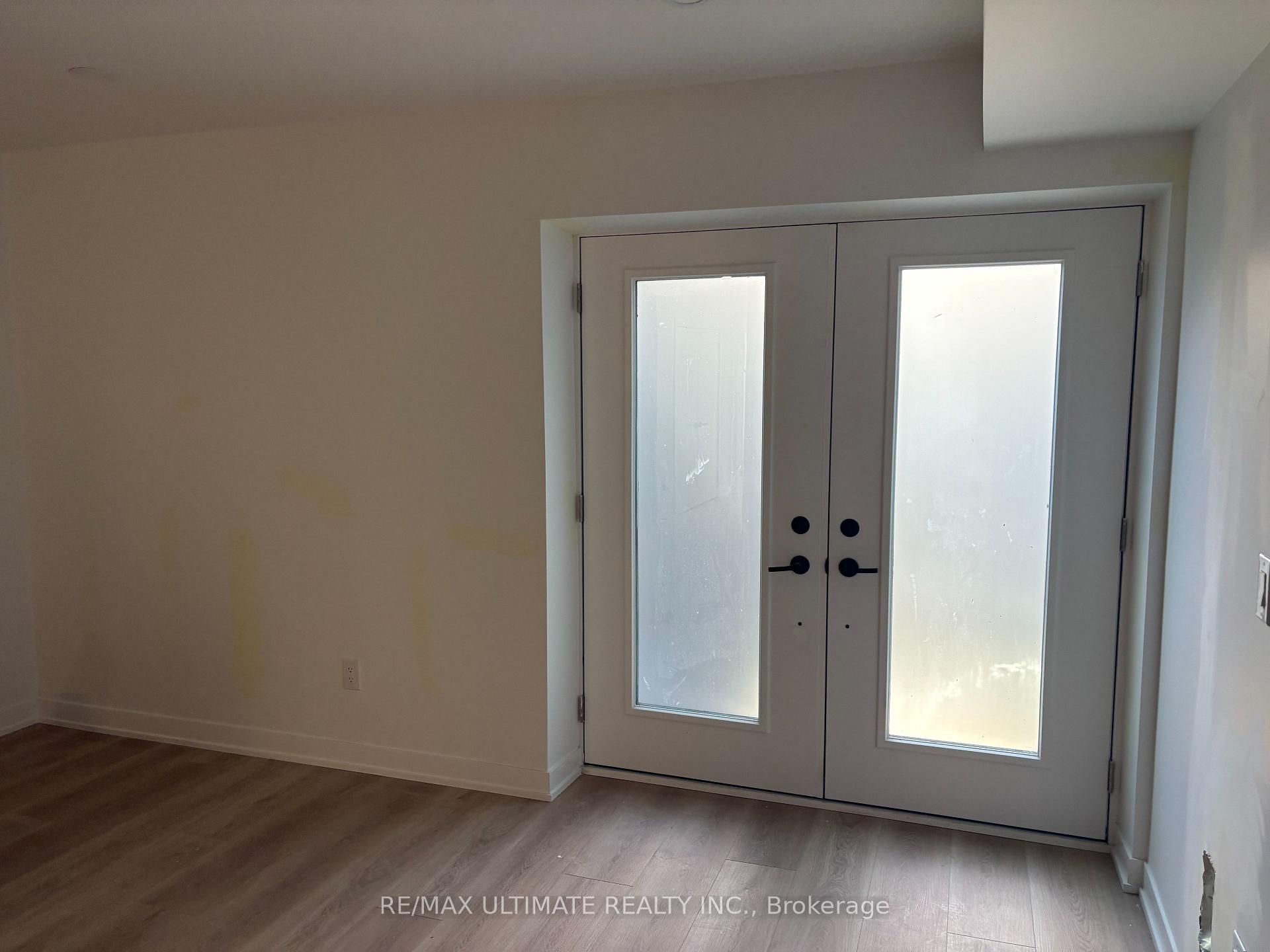 Photo 6 of Unit Lower, 249 Silverthorn Avenue, Toronto, Weston-Pellam Park — HOMEH