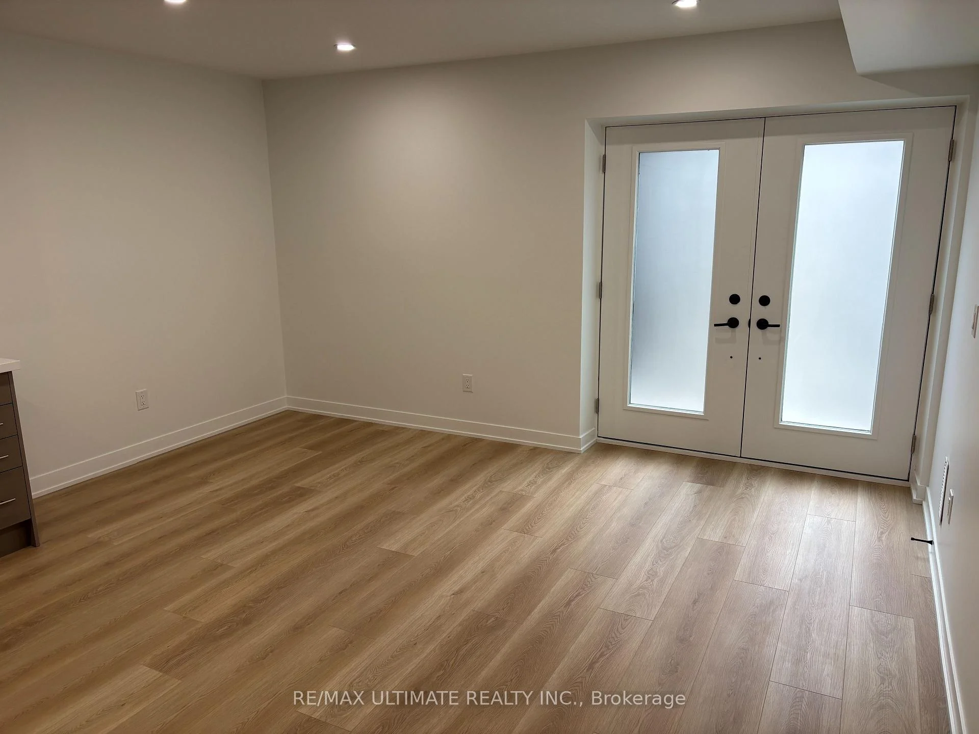 Photo 8 of Unit Lower, 249 Silverthorn Avenue, Toronto, Weston-Pellam Park — HOMEH