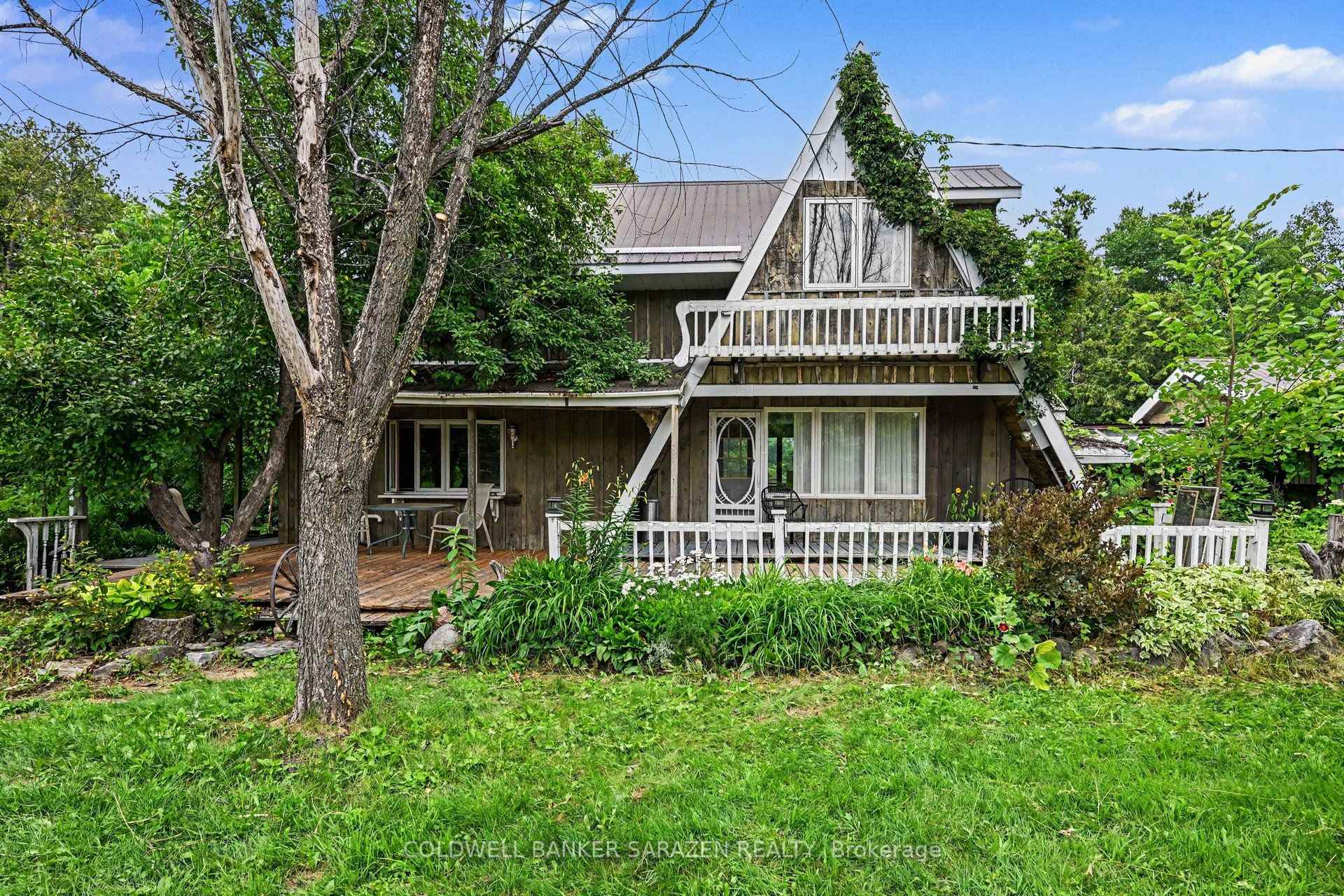 Photo 2 of 56 Lochwinnoch Road, McNab/Braeside, Mcnab/Braeside Twps — HOMEH