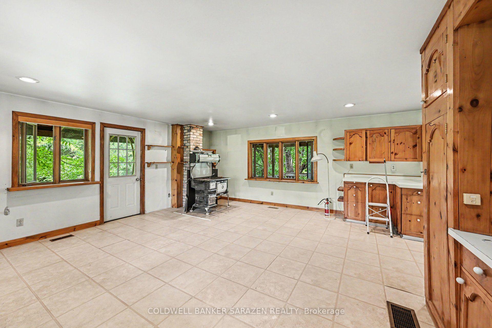 Photo 11 of 56 Lochwinnoch Road, McNab/Braeside, Mcnab/Braeside Twps — HOMEH