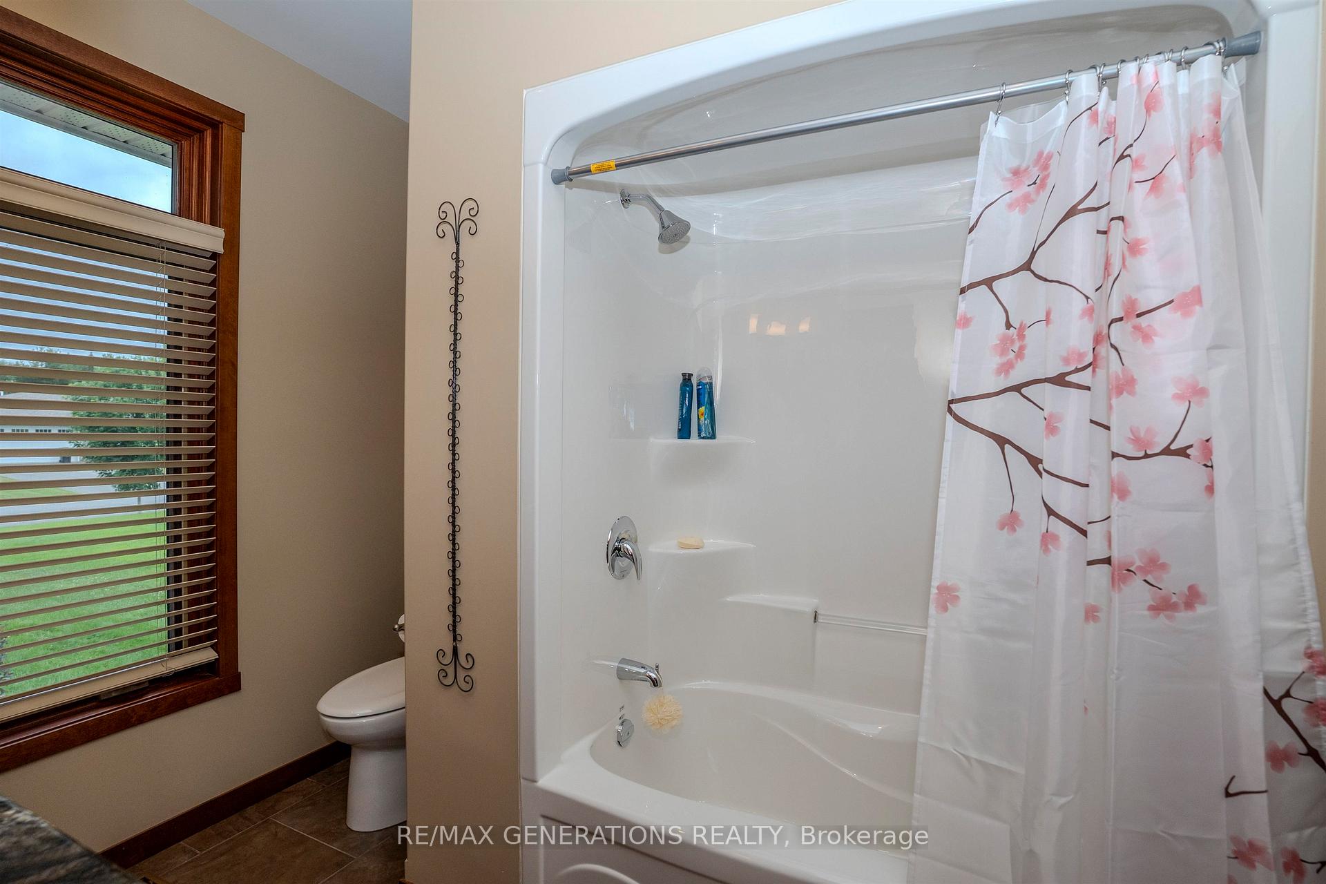 Photo 31 of 1106 Mahogany Place, Thunder Bay, Parkdale — HOMEH