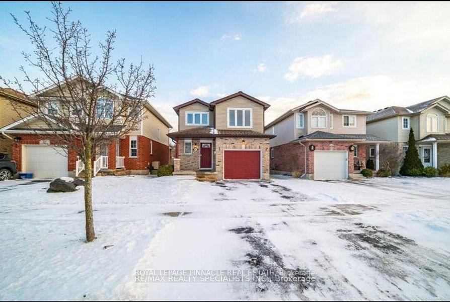 Photo 1 of 60 Everglade Crescent, Kitchener, Larentian West — HOMEH