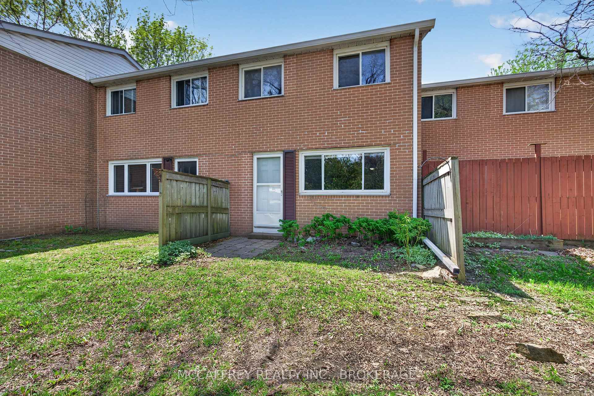 Photo 27 of Unit 45, 258 Queen Mary Road, Kingston, Central City West — HOMEH