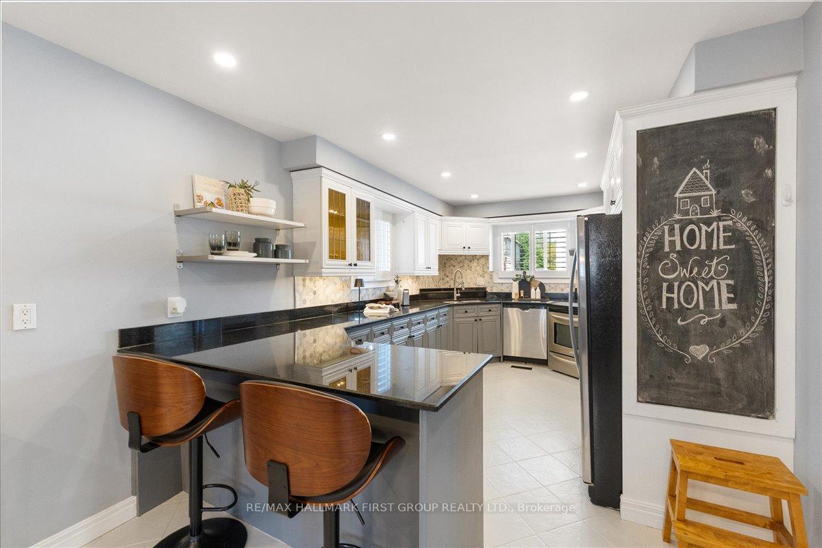 Photo 15 of 1288 Old Orchard Avenue, Pickering, Bay Ridges — HOMEH