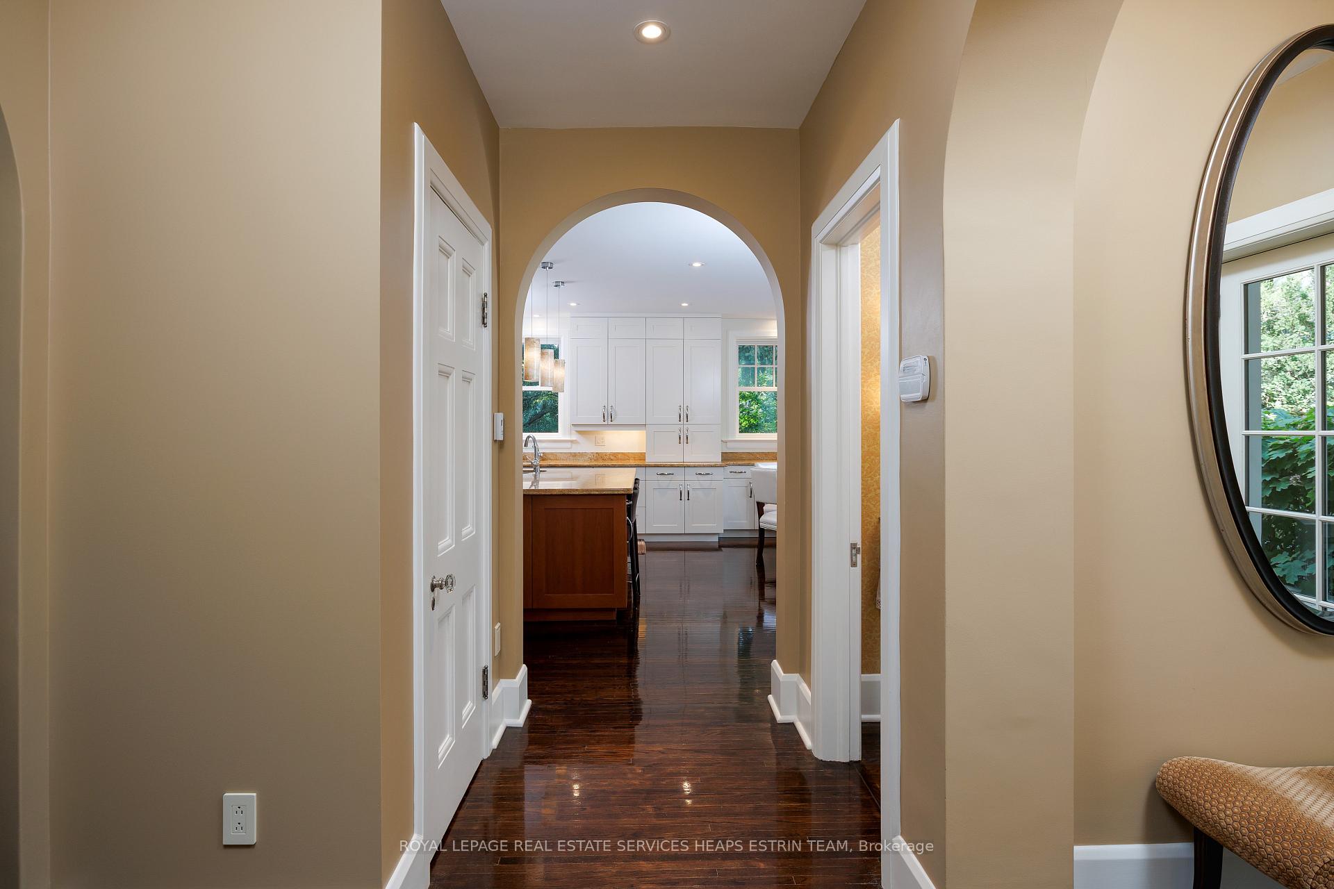 Photo 17 of 75 Queen Street, Guelph, St. George's — HOMEH