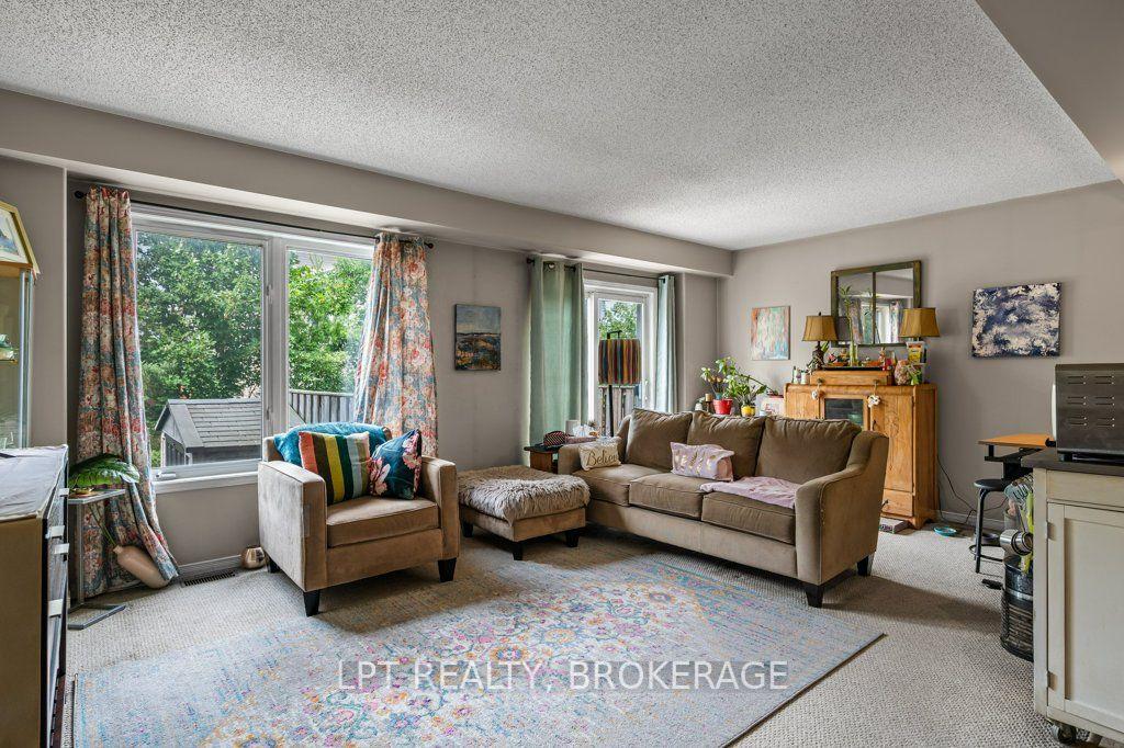 Photo 7 of 1559 Crimson Crescent, Kingston, City Northwest — HOMEH