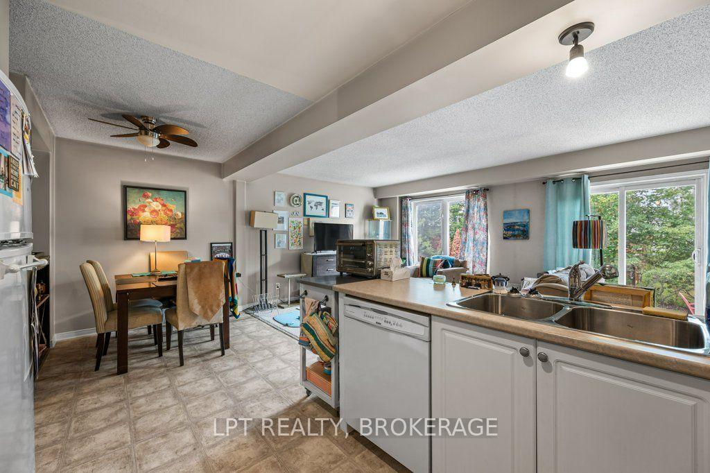 Photo 9 of 1559 Crimson Crescent, Kingston, City Northwest — HOMEH
