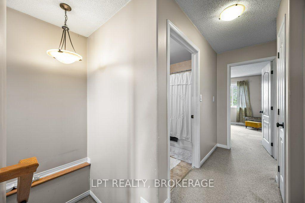 Photo 10 of 1559 Crimson Crescent, Kingston, City Northwest — HOMEH