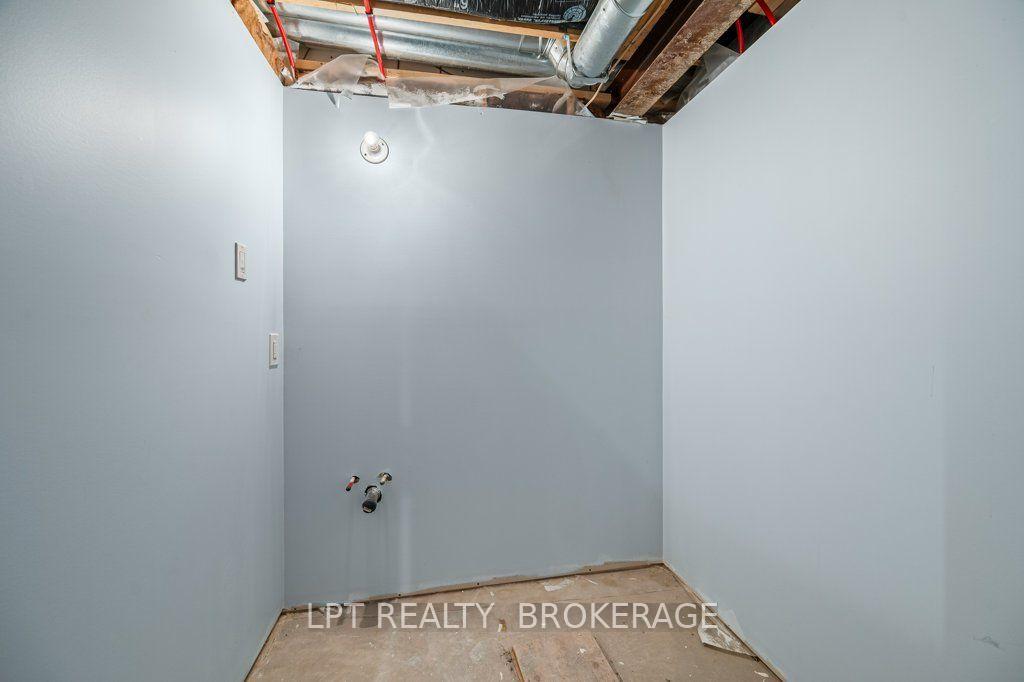 Photo 20 of 1559 Crimson Crescent, Kingston, City Northwest — HOMEH