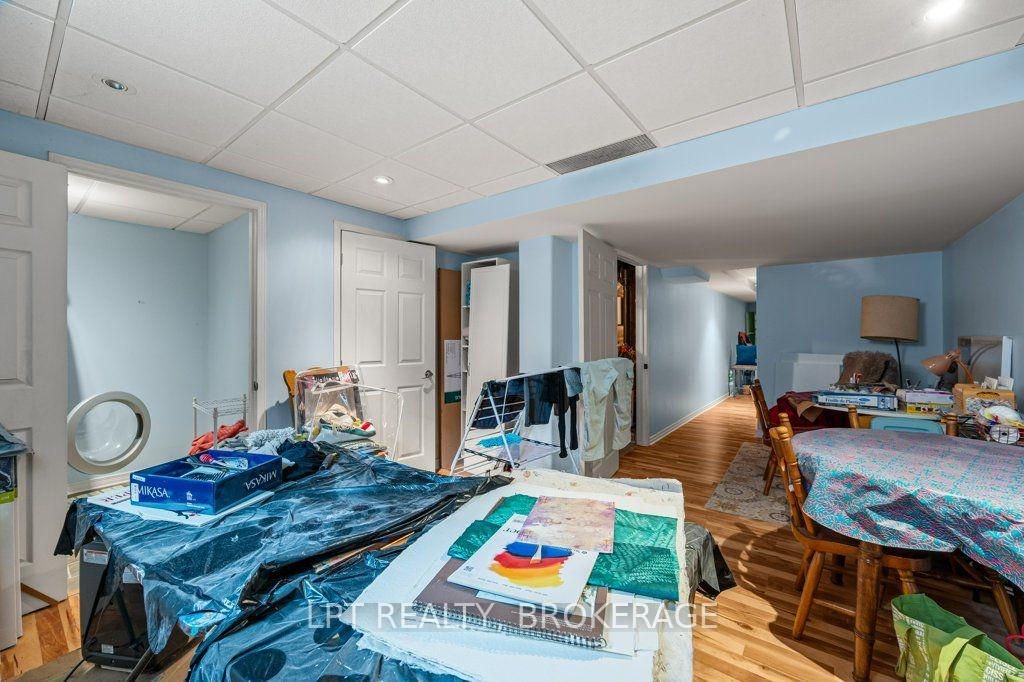 Photo 22 of 1559 Crimson Crescent, Kingston, City Northwest — HOMEH