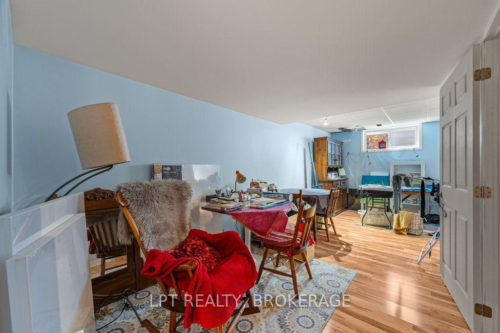 Photo 23 of 1559 Crimson Crescent, Kingston, City Northwest — HOMEH