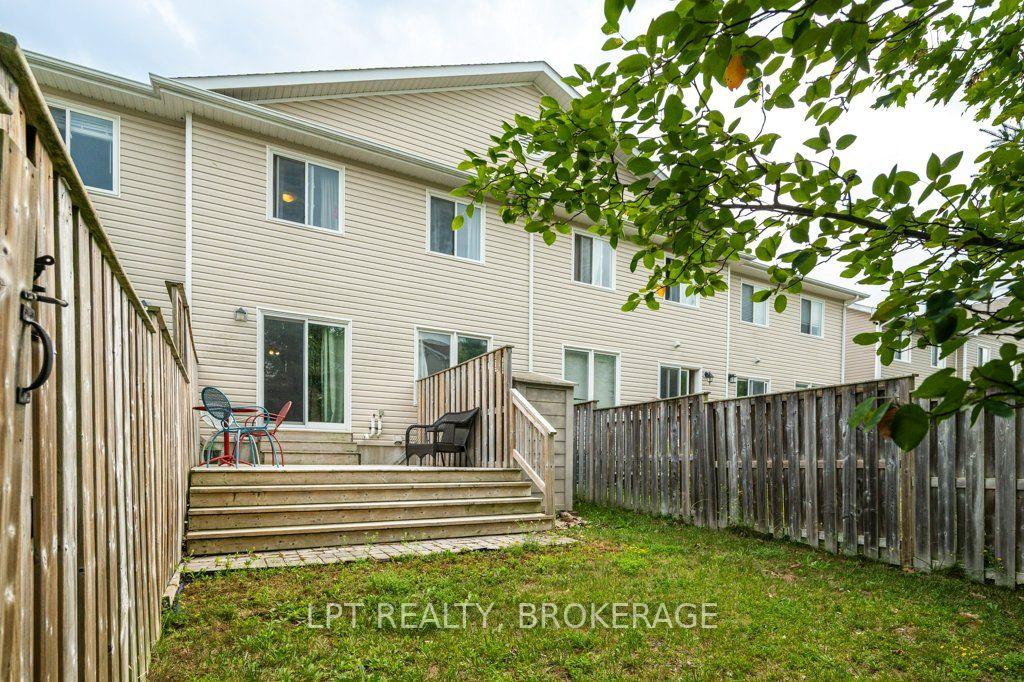 Photo 28 of 1559 Crimson Crescent, Kingston, City Northwest — HOMEH