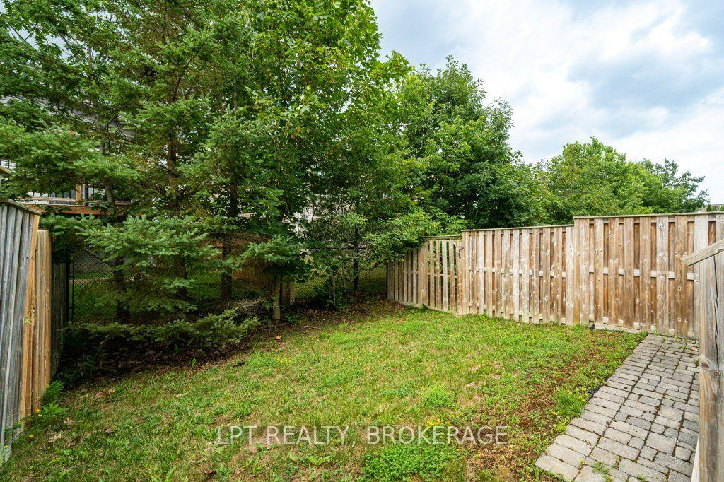Photo 30 of 1559 Crimson Crescent, Kingston, City Northwest — HOMEH