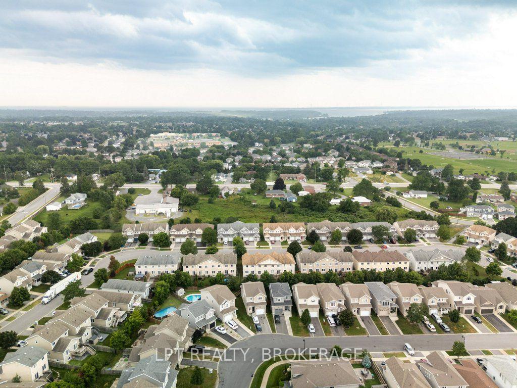 Photo 32 of 1559 Crimson Crescent, Kingston, City Northwest — HOMEH