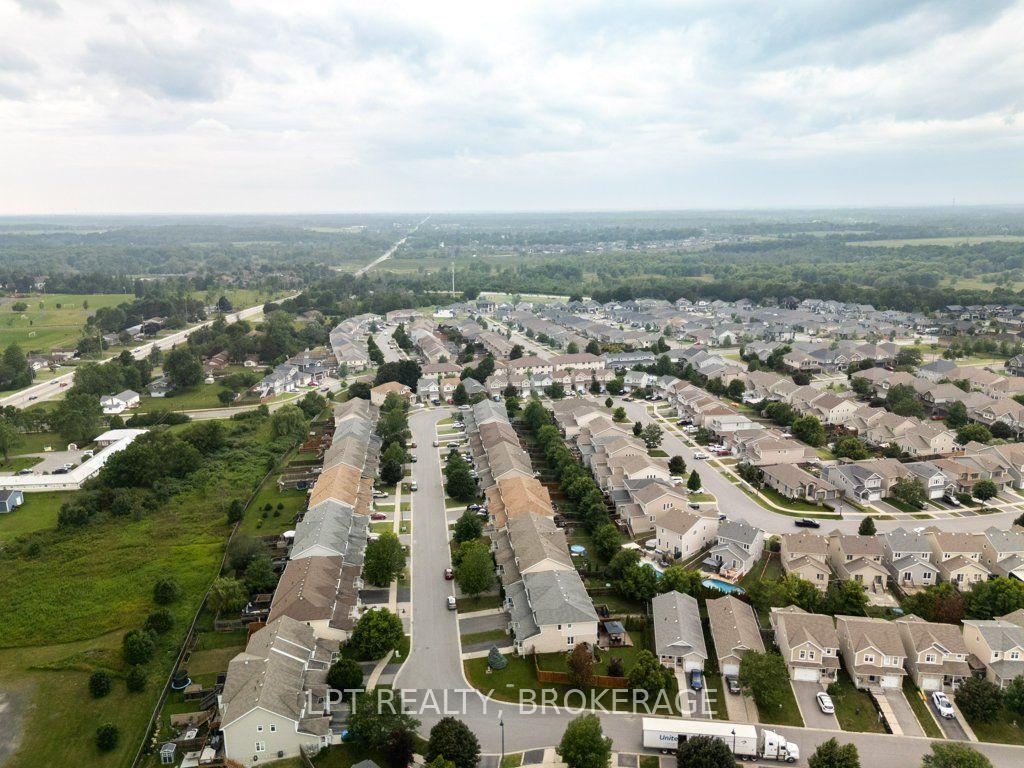 Photo 33 of 1559 Crimson Crescent, Kingston, City Northwest — HOMEH