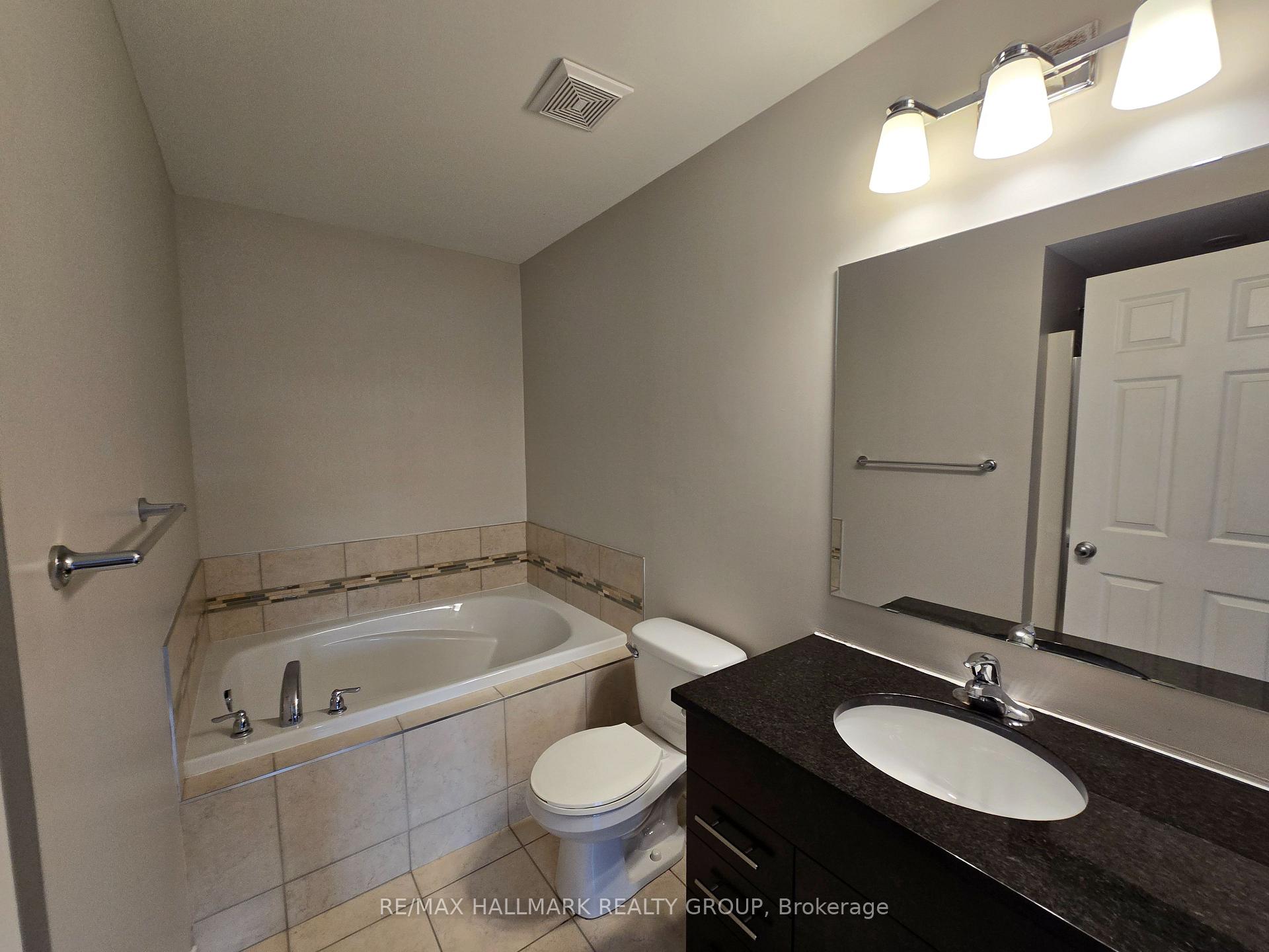 Photo 24 of 223 Livery Street, Ottawa, Kanata - Emerald Meadows/Trailwest — HOMEH