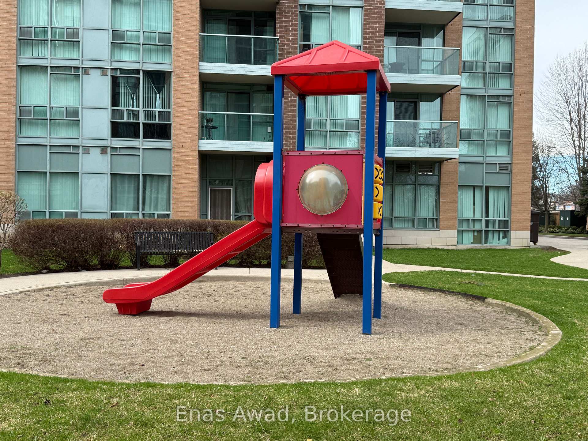 Photo 37 of Unit 1406, 7 Michael Power Place, Etobicoke, Islington-City Centre West — HOMEH