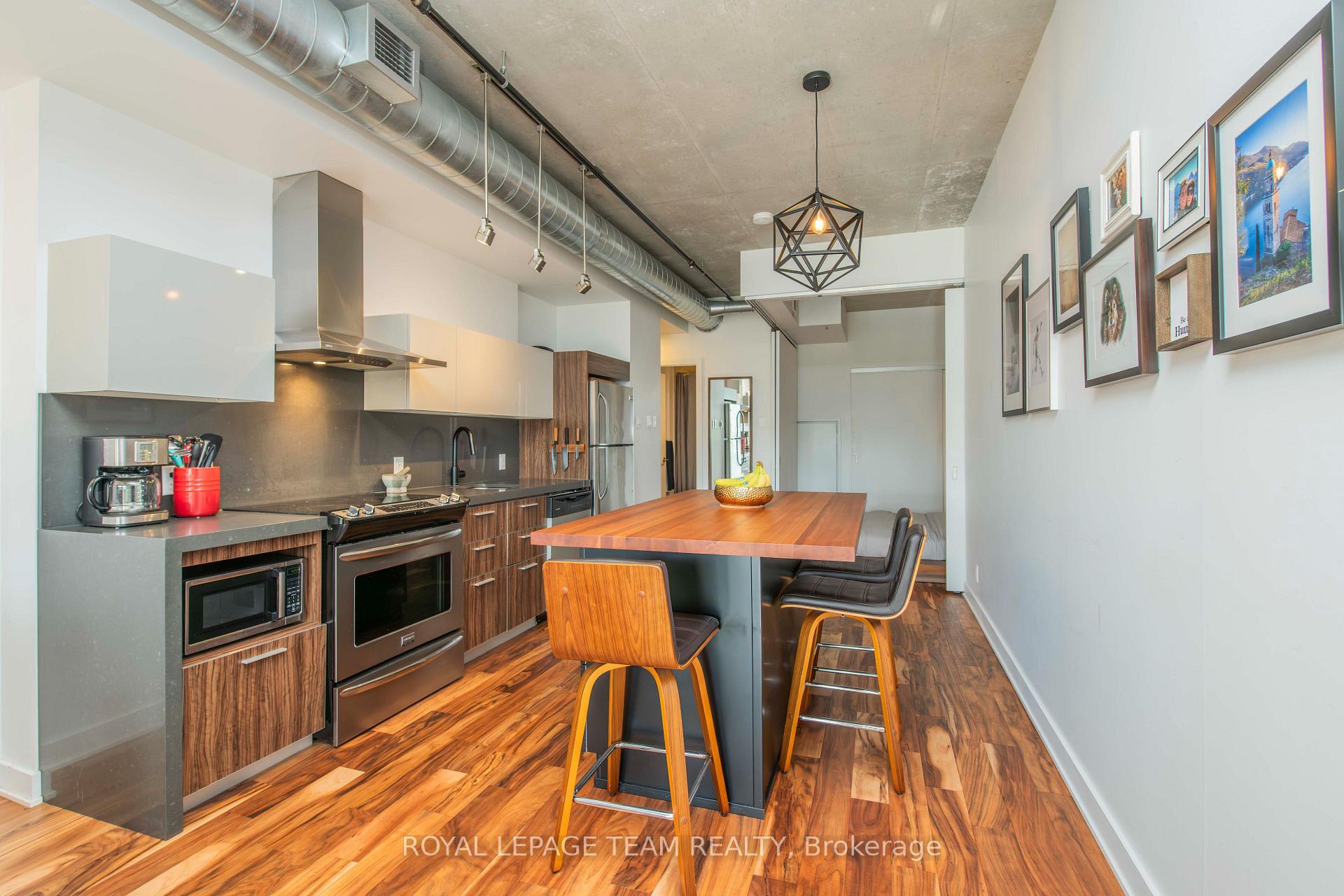 Photo 6 of Unit 306, 360 Mcleod Street, Ottawa, Ottawa Centre — HOMEH