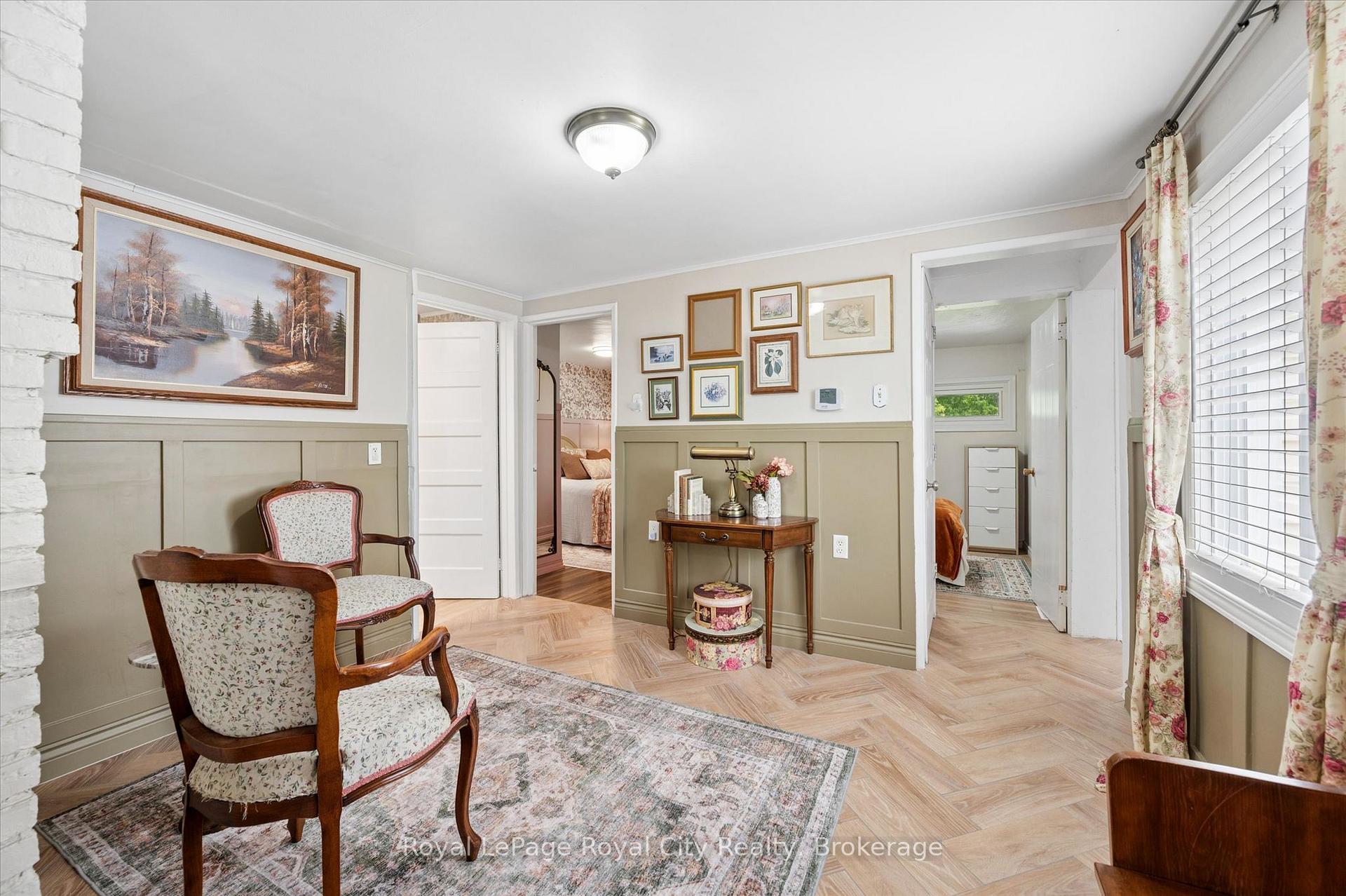 Photo 12 of 10 Macville Avenue, Kitchener, Bridgeport — HOMEH