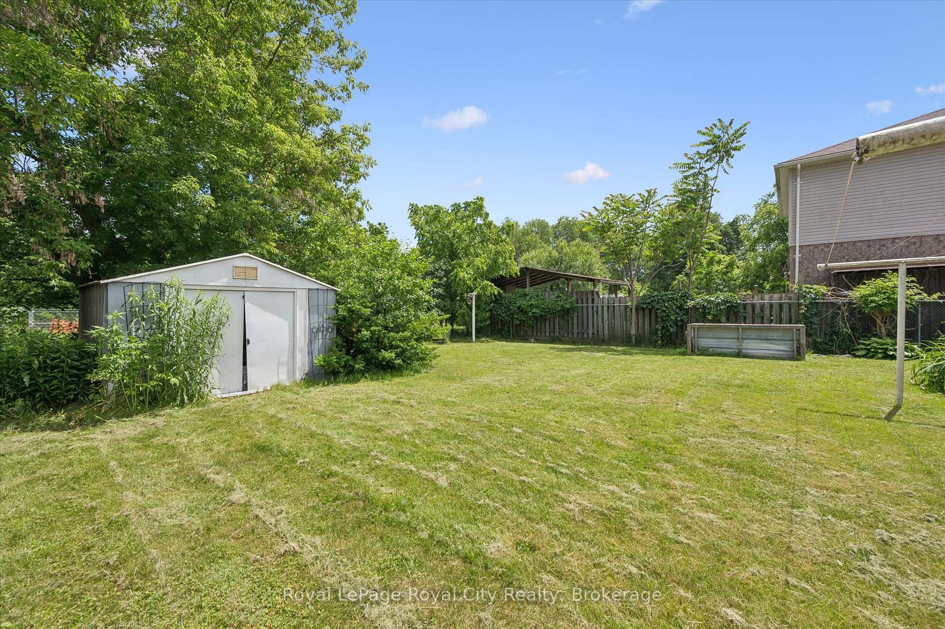 Photo 23 of 10 Macville Avenue, Kitchener, Bridgeport — HOMEH
