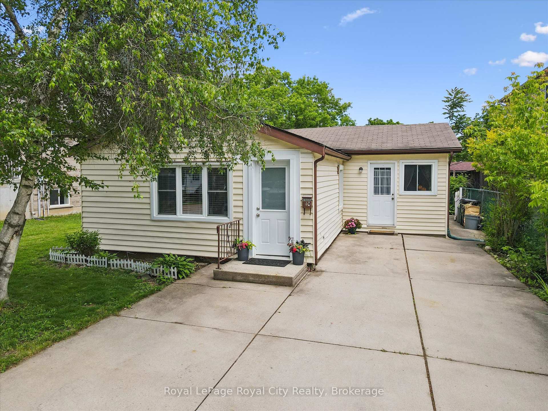 Photo 28 of 10 Macville Avenue, Kitchener, Bridgeport — HOMEH