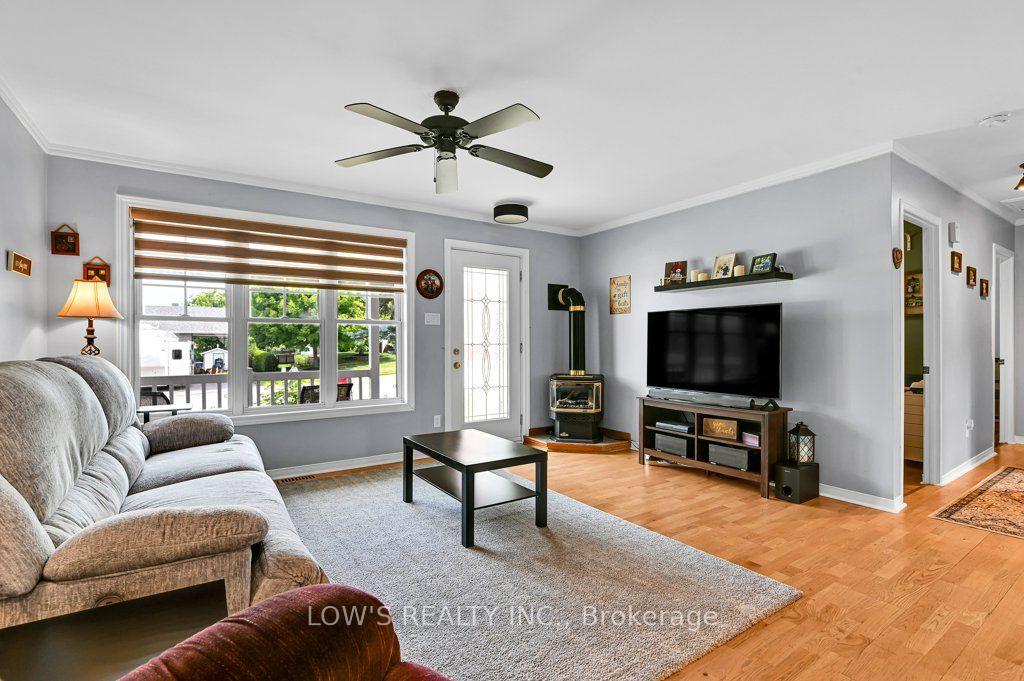 Photo 10 of 153 Home Avenue, Champlain, Vankleek Hill — HOMEH
