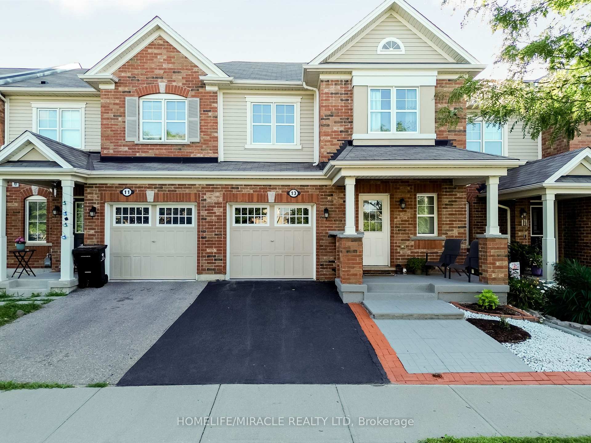Photo 1 of 13 Arbourview Crescent, Kitchener, Trussler — HOMEH