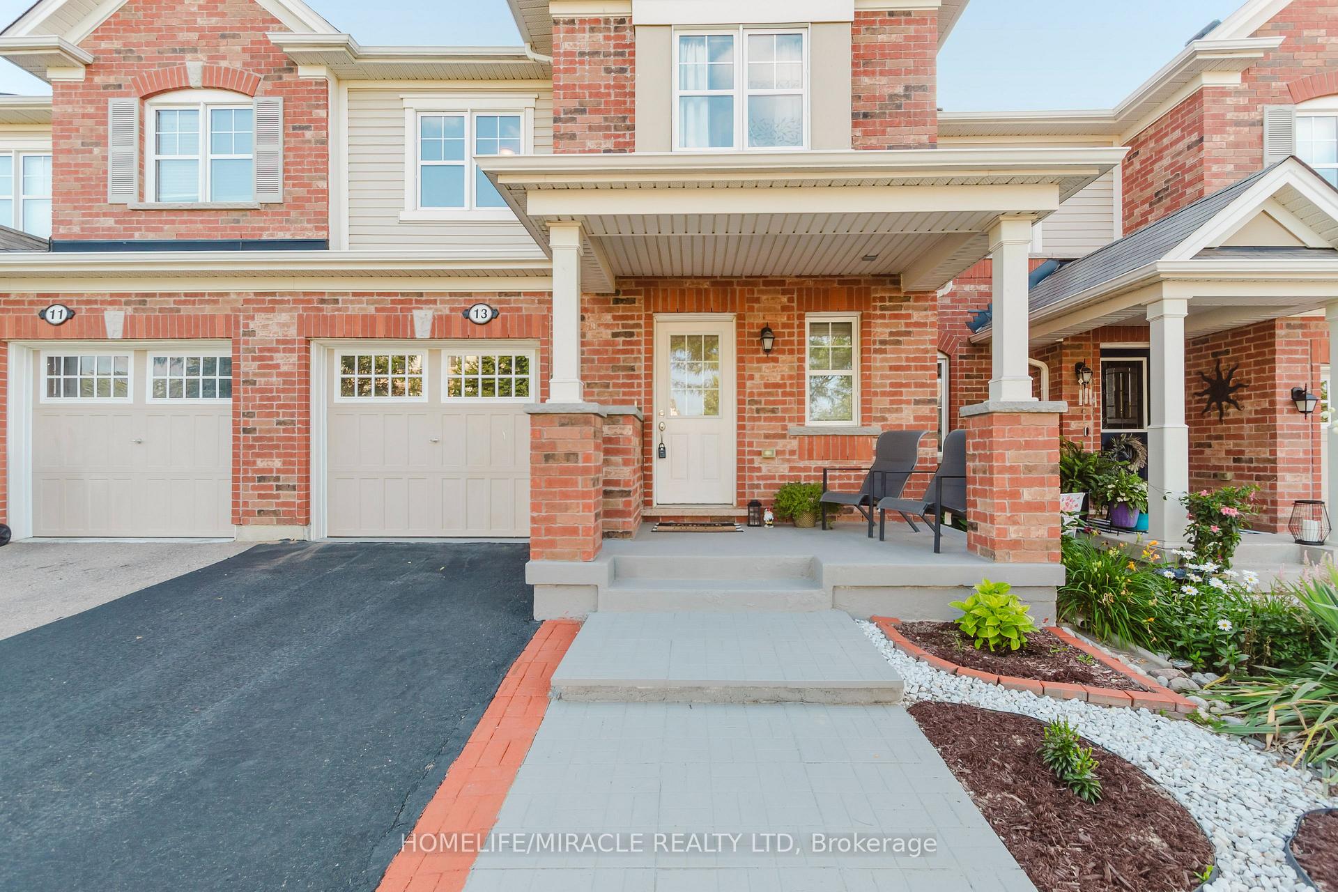Photo 3 of 13 Arbourview Crescent, Kitchener, Trussler — HOMEH