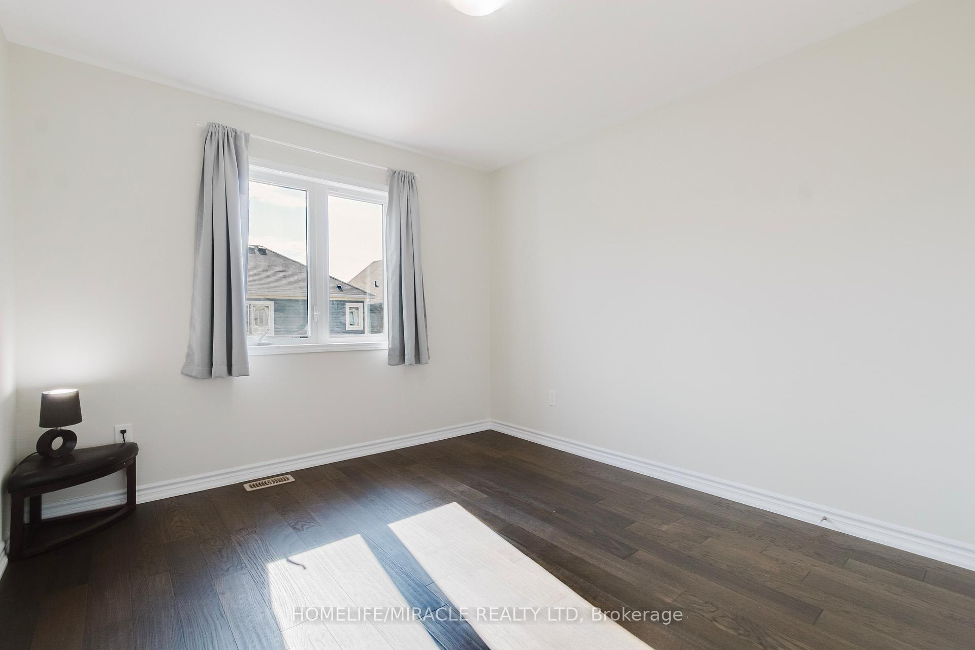 Photo 21 of 13 Arbourview Crescent, Kitchener, Trussler — HOMEH