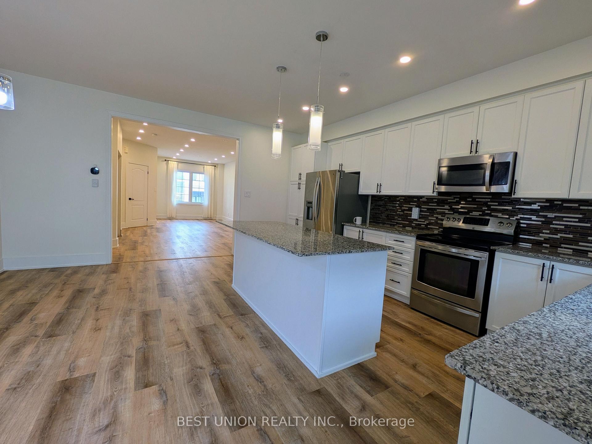 Photo 11 of 1596 Brandy Court, Pickering, Duffin Heights — HOMEH