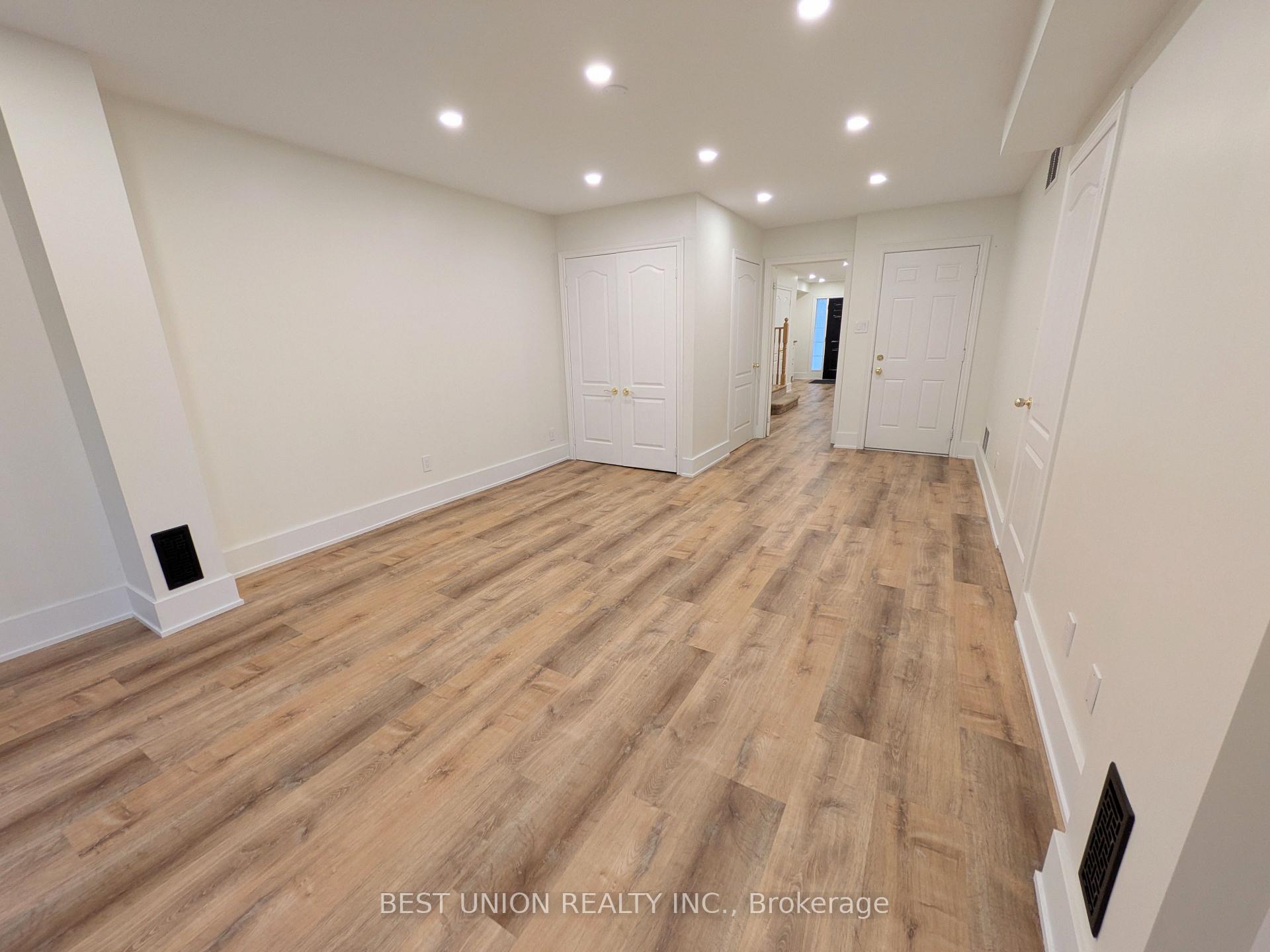 Photo 13 of 1596 Brandy Court, Pickering, Duffin Heights — HOMEH