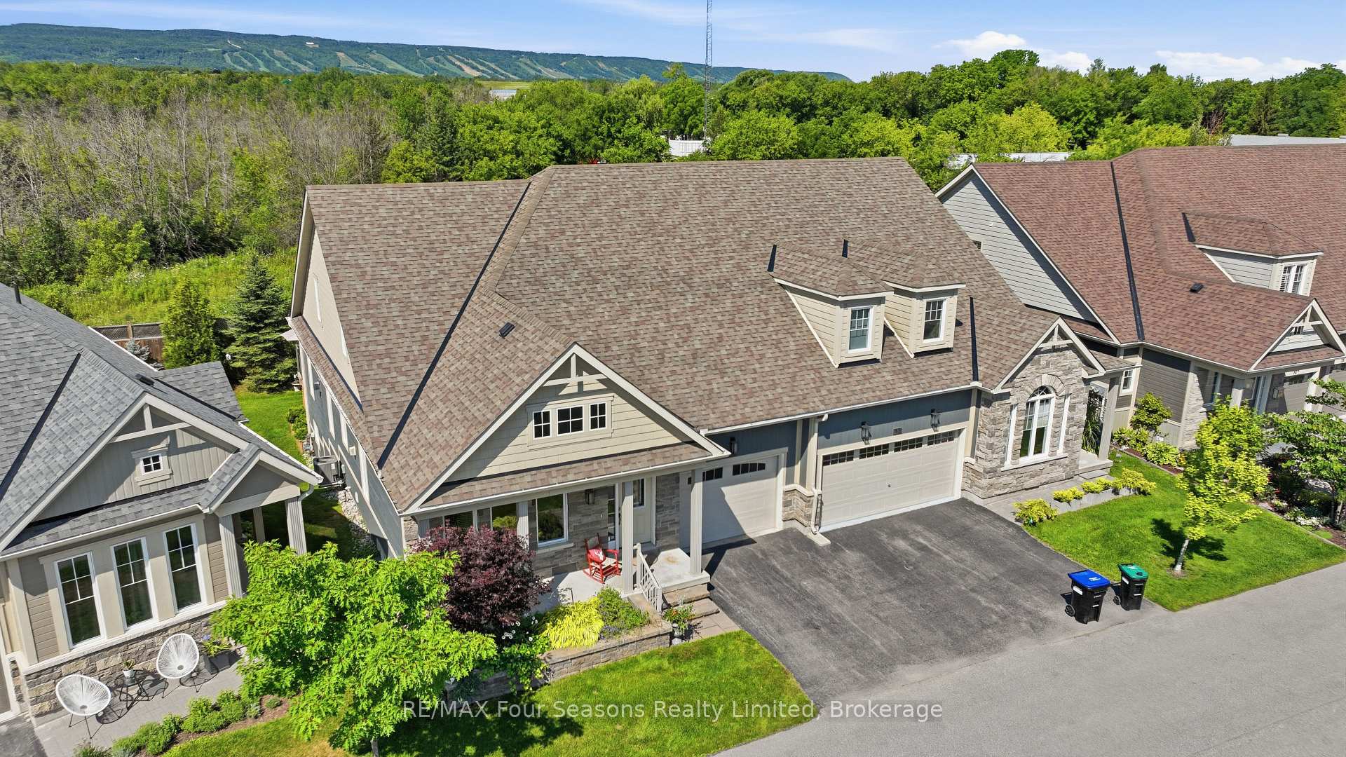 Photo 2 of Unit 33, 34 Kari Crescent, Collingwood — HOMEH