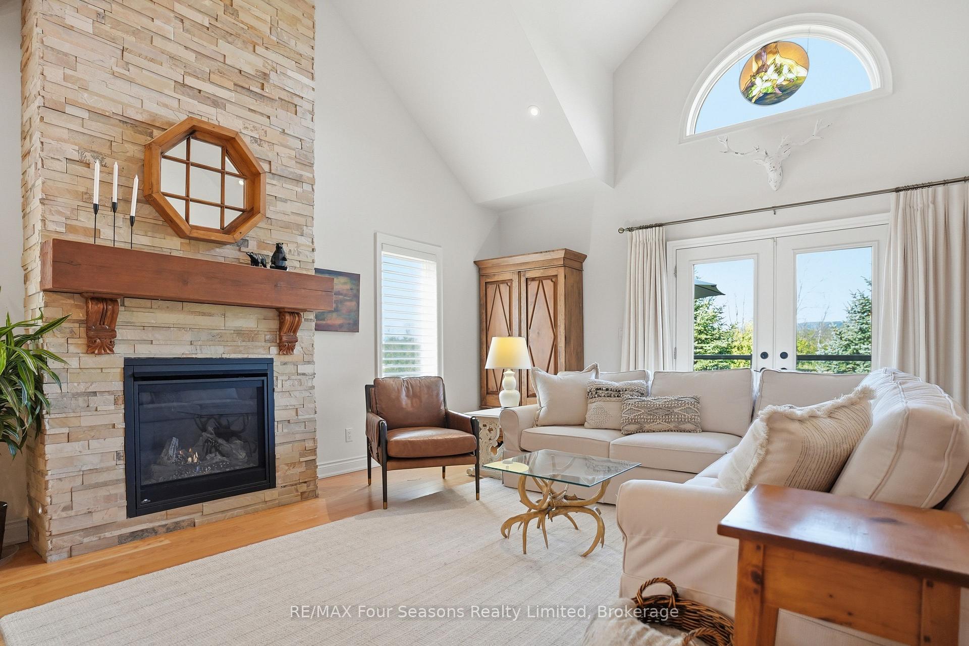 Photo 11 of Unit 33, 34 Kari Crescent, Collingwood — HOMEH