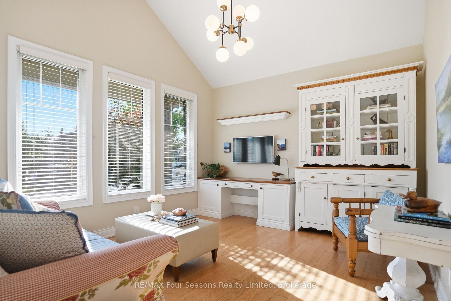 Photo 12 of Unit 33, 34 Kari Crescent, Collingwood — HOMEH