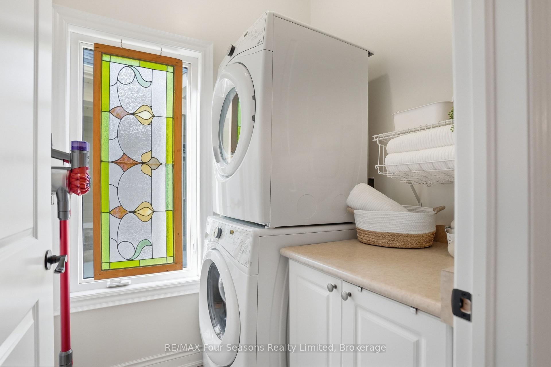 Photo 15 of Unit 33, 34 Kari Crescent, Collingwood — HOMEH