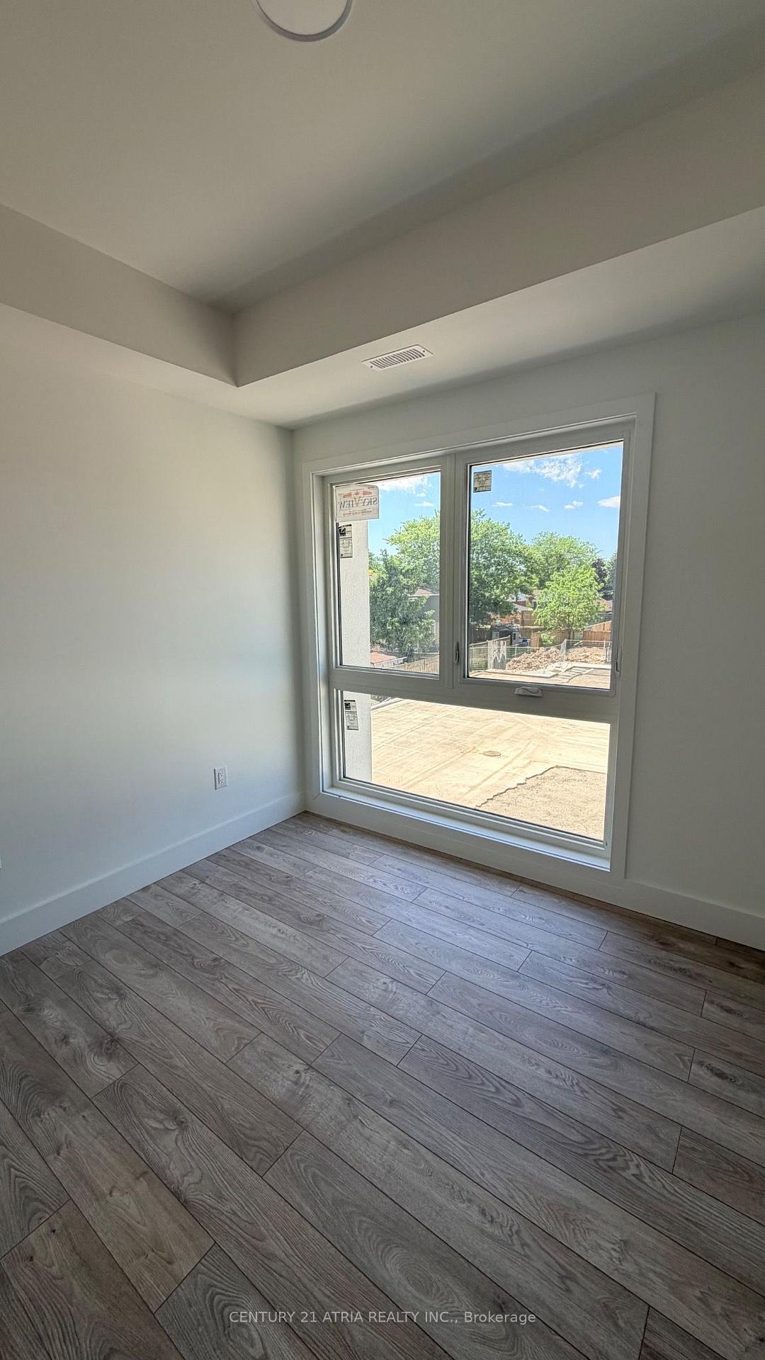Photo 16 of Unit 313, 6638 McLeod Road, Niagara Falls, Oldfield — HOMEH