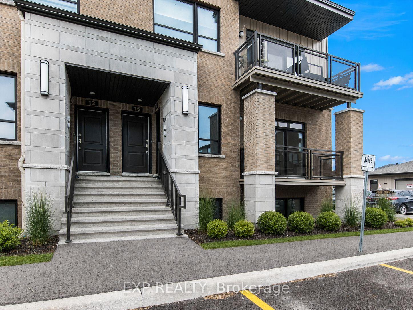 Photo 1 of 17 Carabiner Private, Ottawa, Mer Bleue/Bradley Estates/Anderson Park — HOMEH