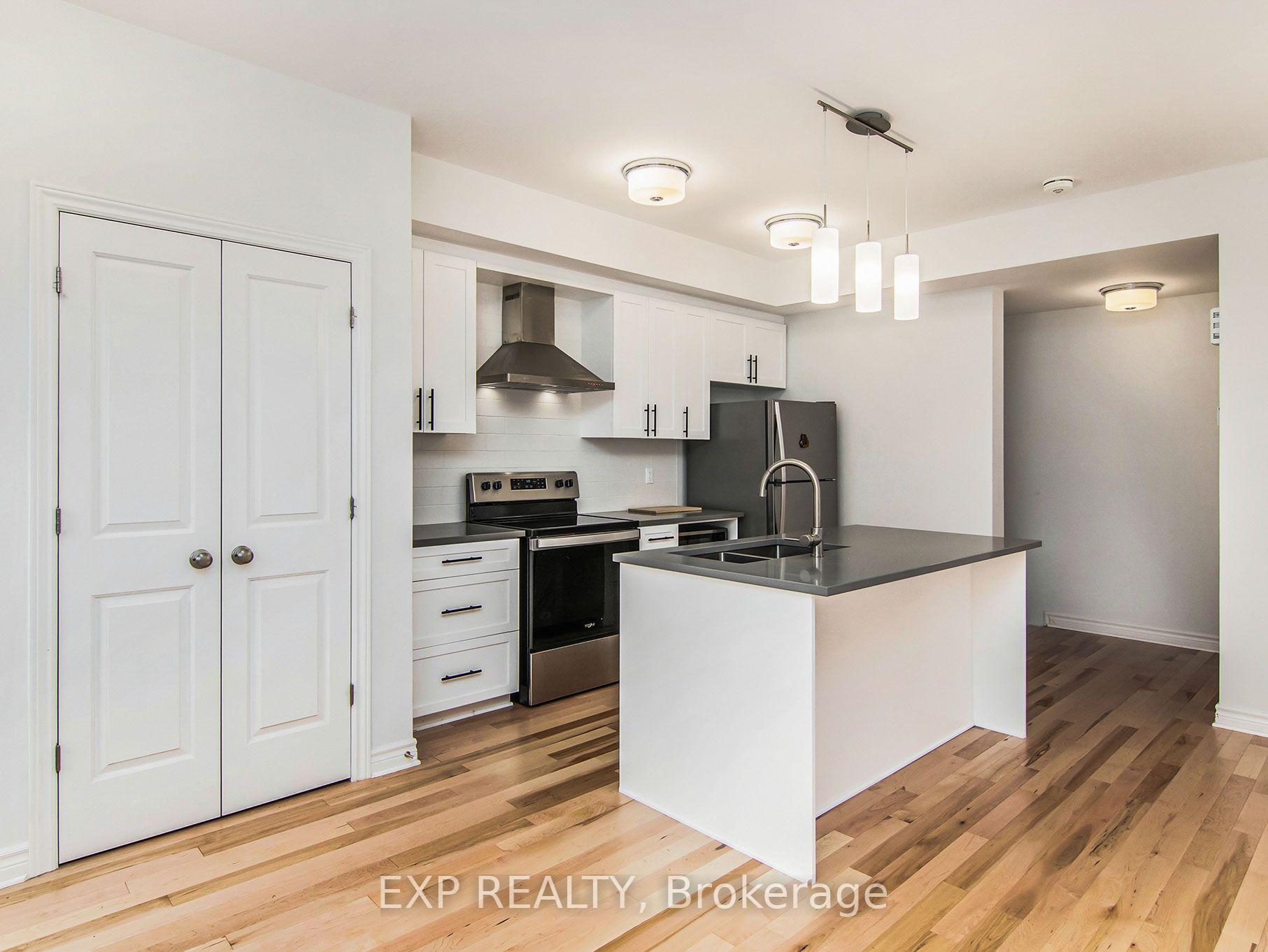 Photo 16 of 17 Carabiner Private, Ottawa, Mer Bleue/Bradley Estates/Anderson Park — HOMEH