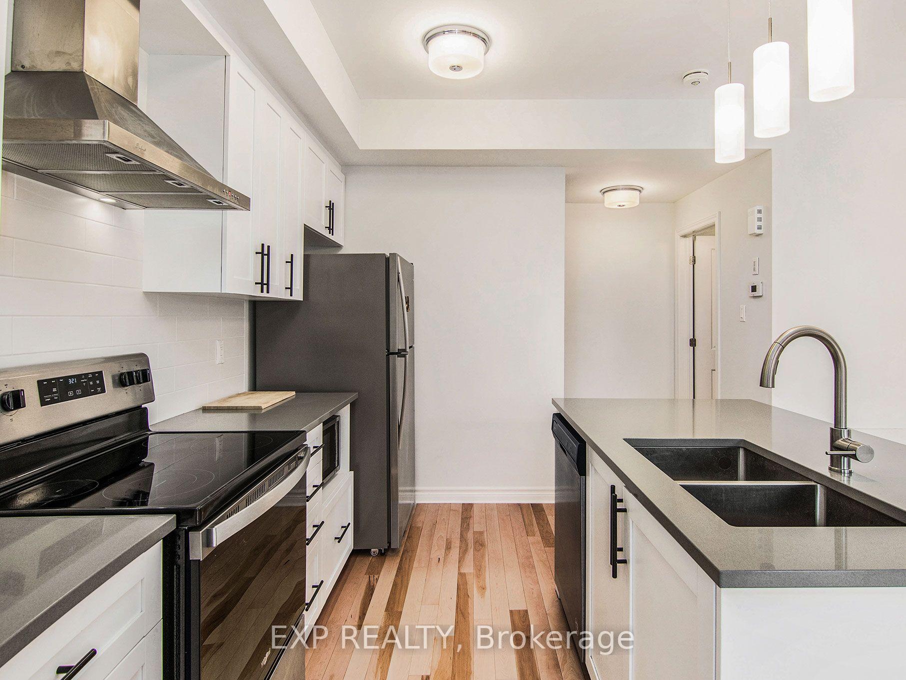 Photo 20 of 17 Carabiner Private, Ottawa, Mer Bleue/Bradley Estates/Anderson Park — HOMEH