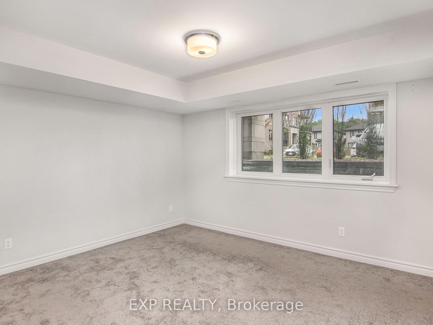 Photo 24 of 17 Carabiner Private, Ottawa, Mer Bleue/Bradley Estates/Anderson Park — HOMEH