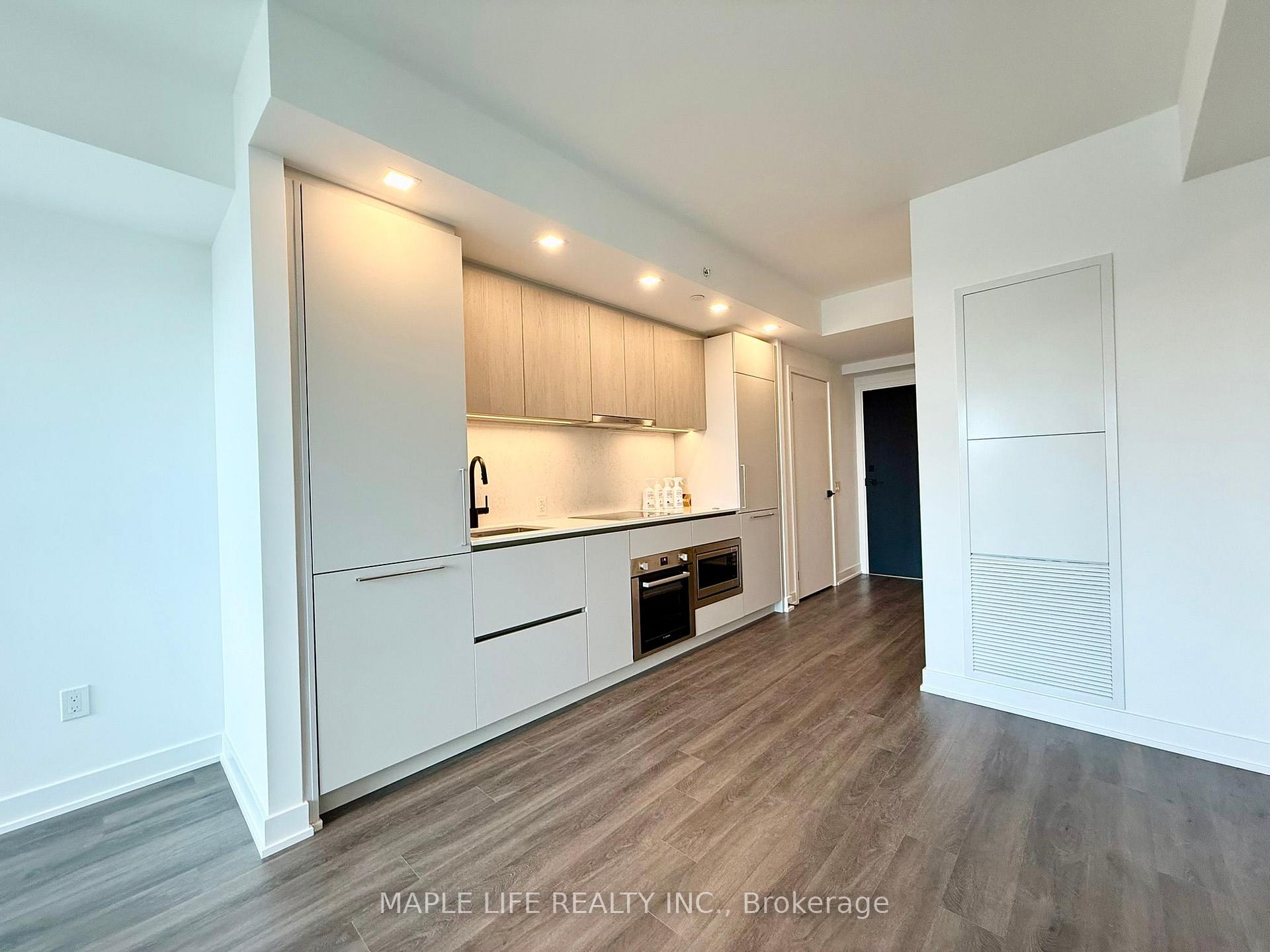 Photo 6 of Unit 3501, 609 Sherbourne Street, Toronto, North St. James Town — HOMEH
