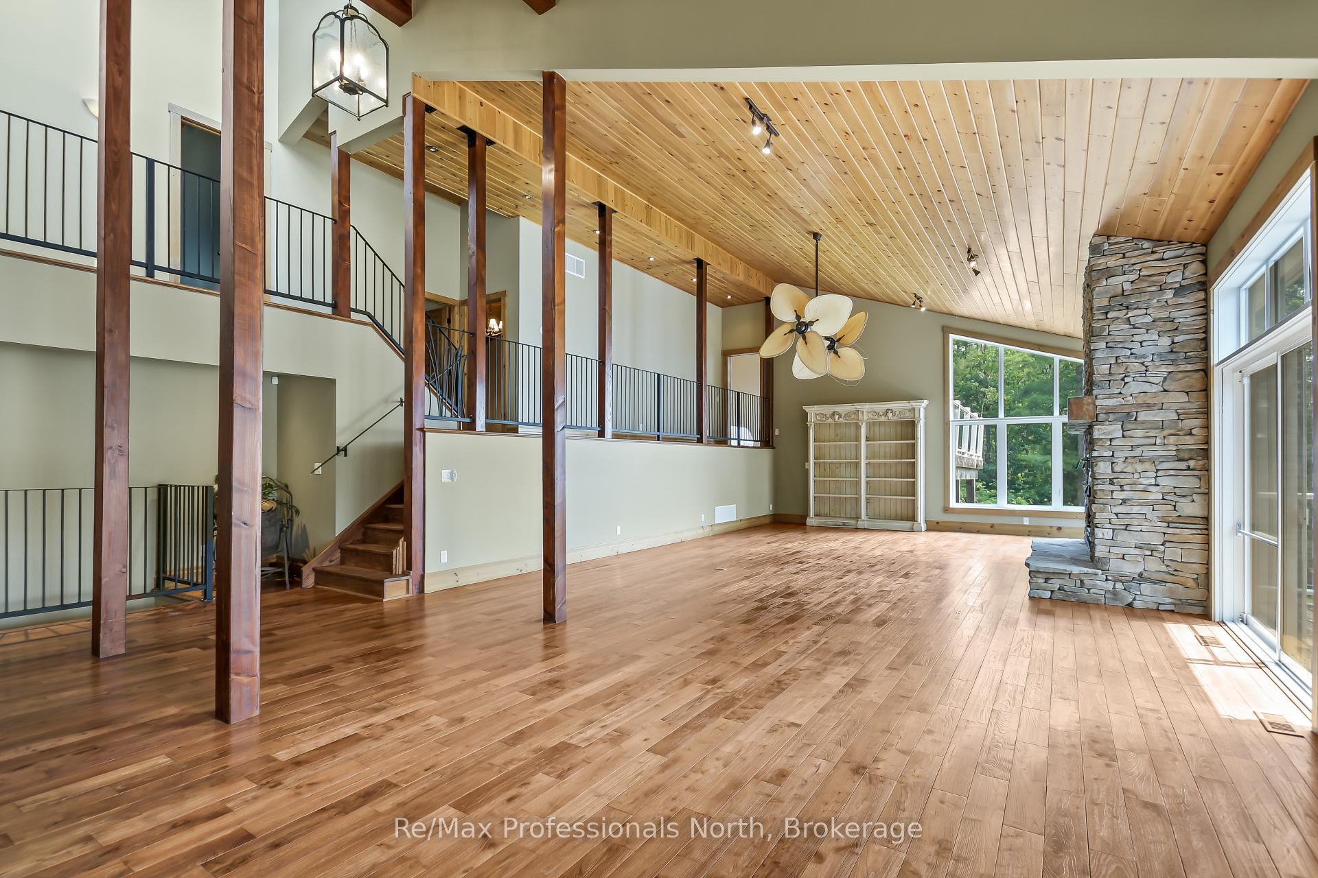 Photo 17 of 1064 Road 3200, Gravenhurst, Muskoka (S) — HOMEH