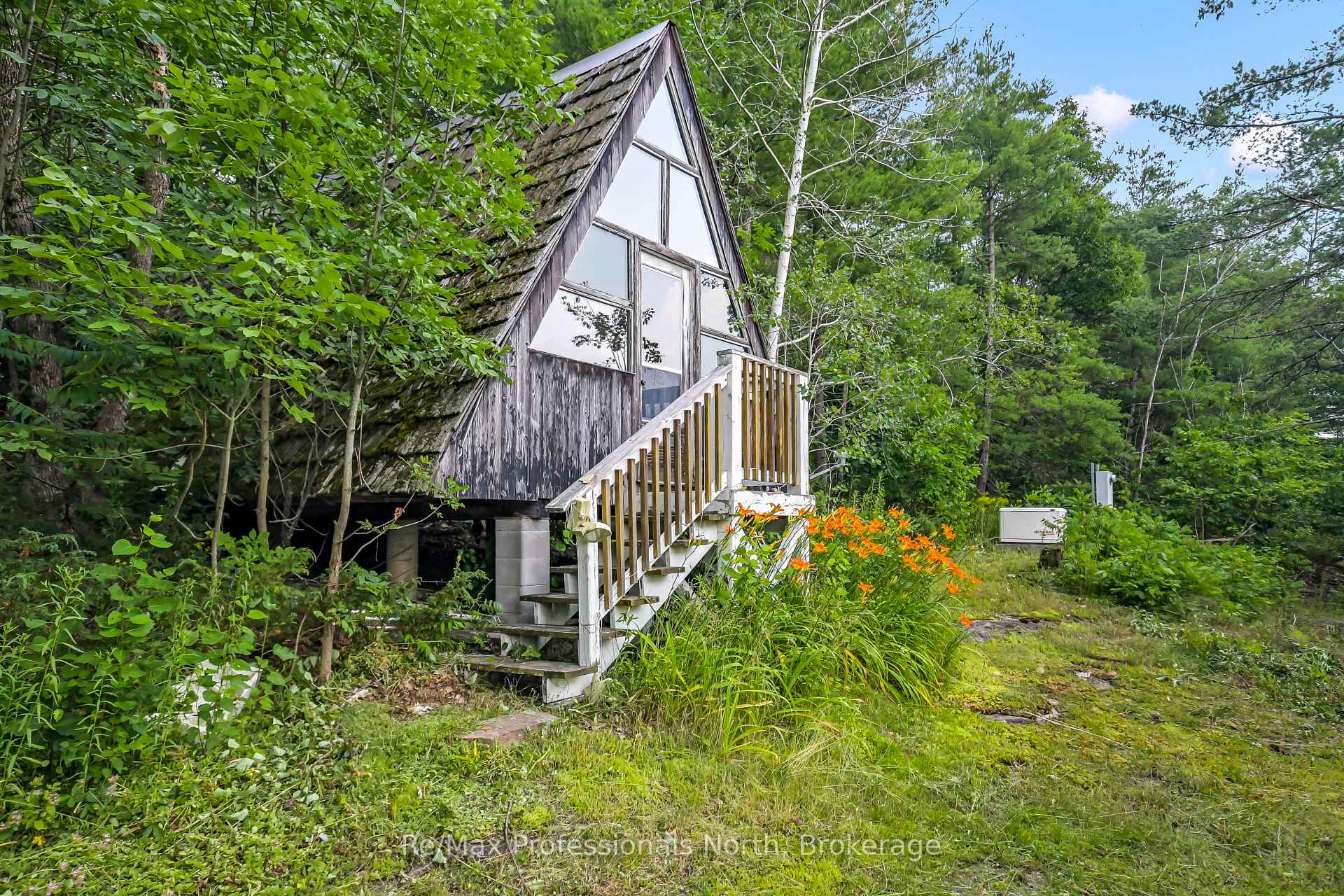 Photo 38 of 1064 Road 3200, Gravenhurst, Muskoka (S) — HOMEH