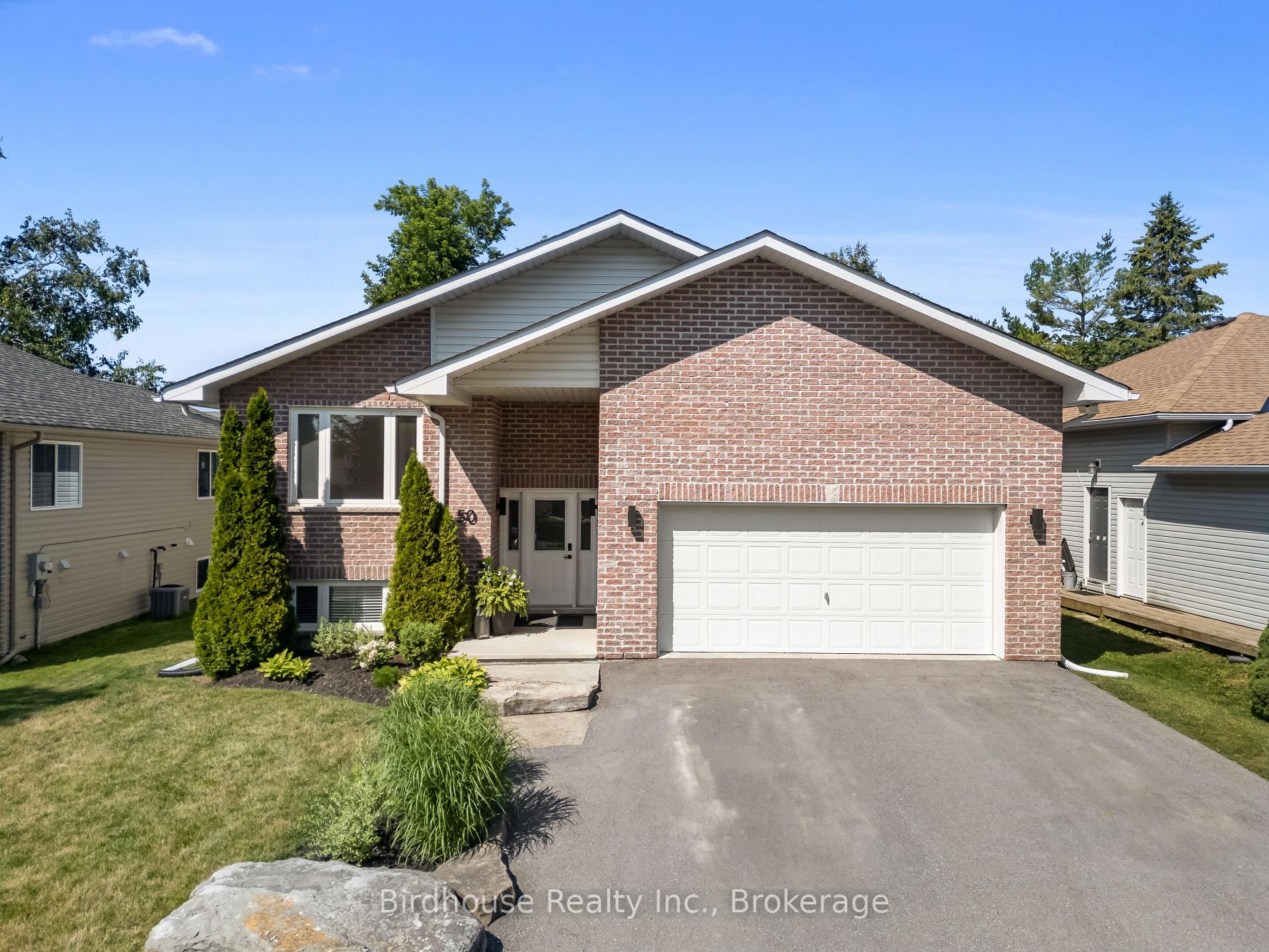 Photo 1 of 50 Birch Crescent, Kawartha Lakes, Bobcaygeon — HOMEH