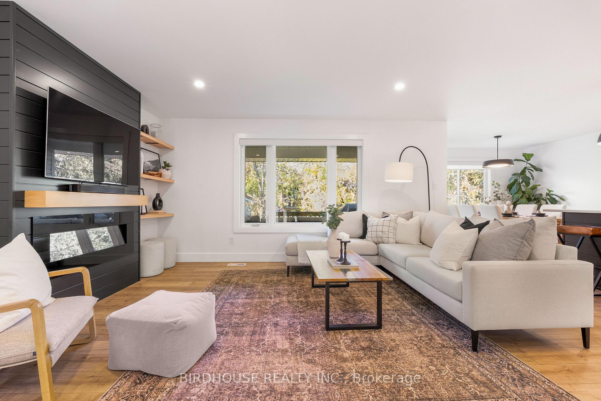 Photo 4 of 50 Birch Crescent, Kawartha Lakes, Bobcaygeon — HOMEH
