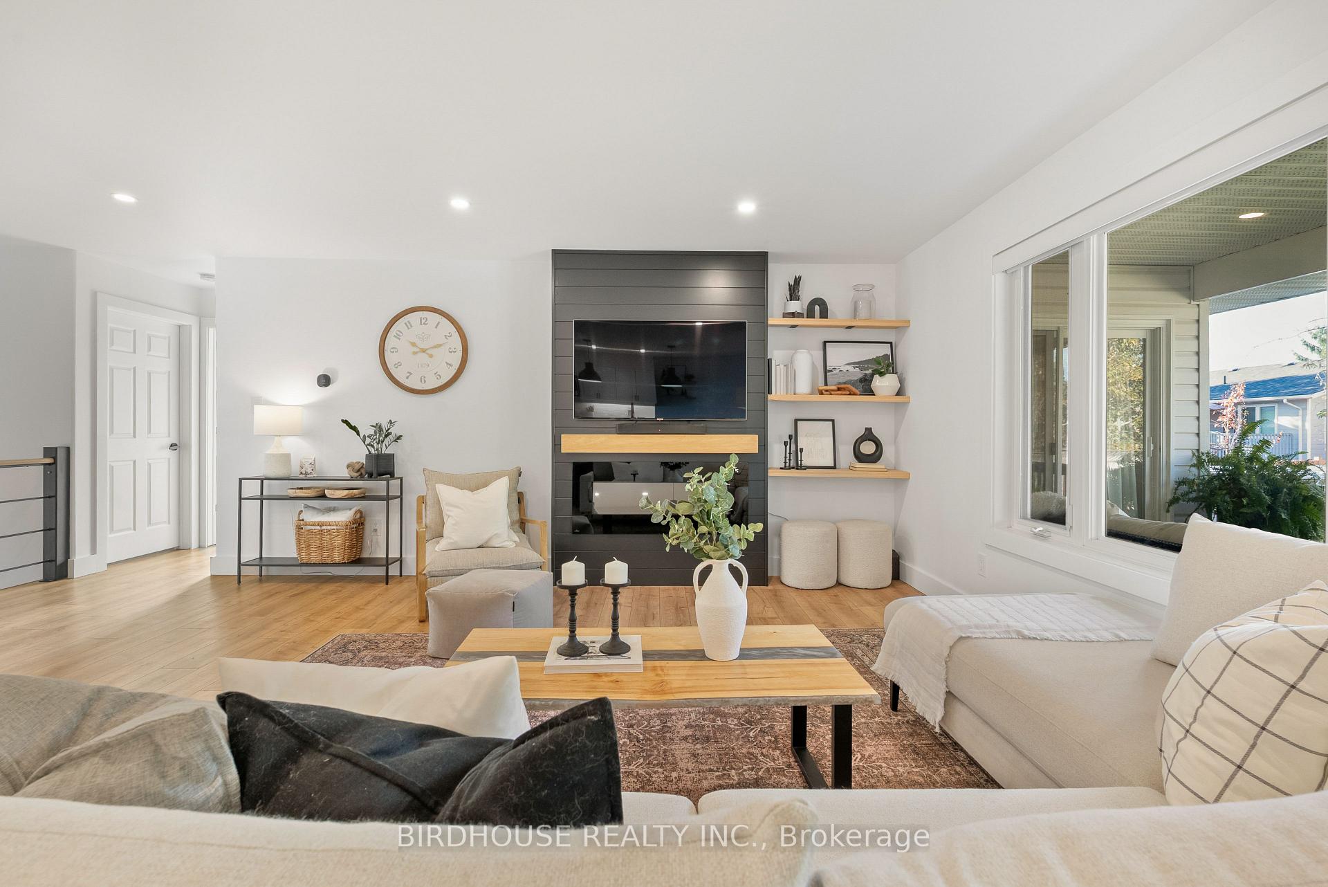 Photo 7 of 50 Birch Crescent, Kawartha Lakes, Bobcaygeon — HOMEH
