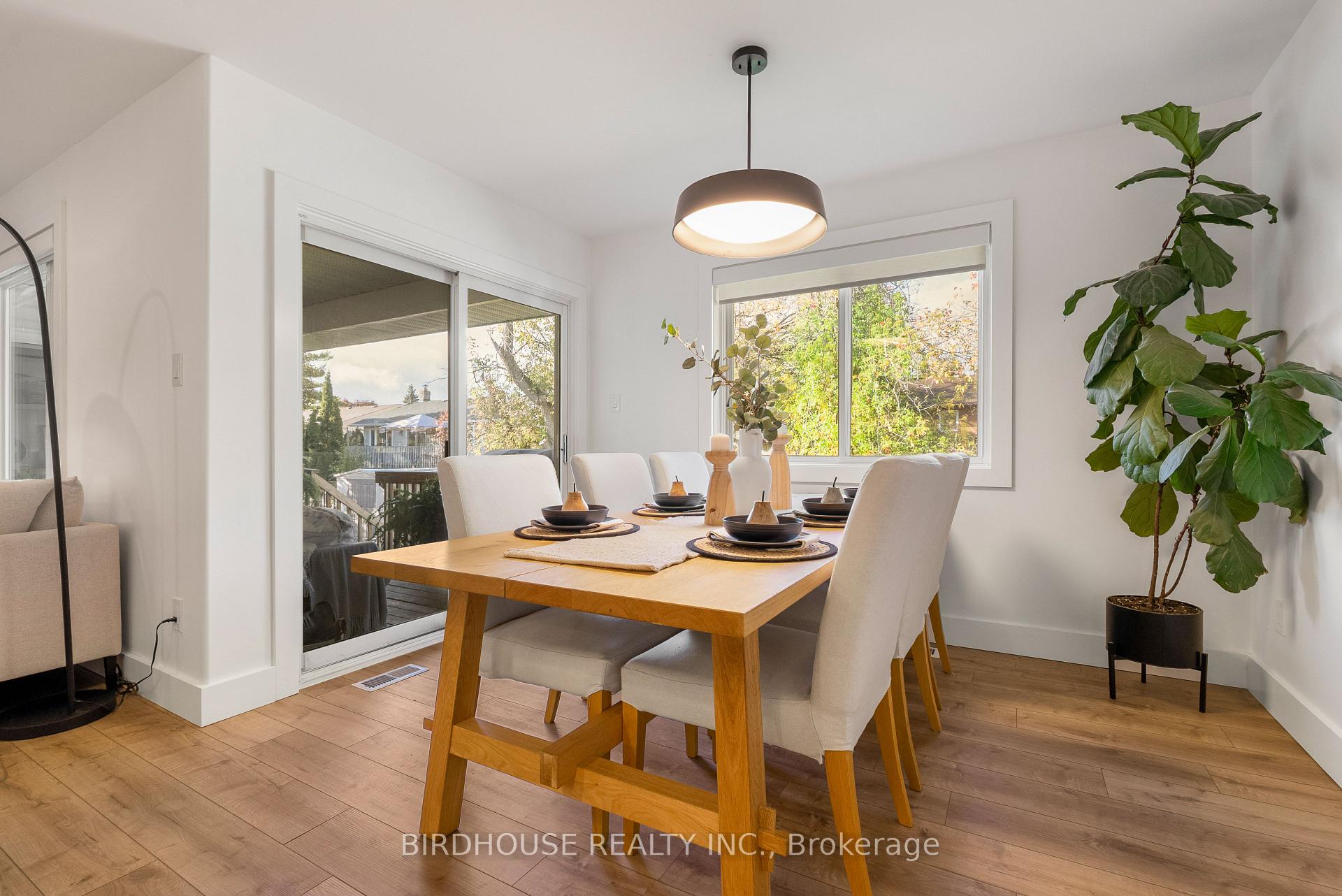 Photo 12 of 50 Birch Crescent, Kawartha Lakes, Bobcaygeon — HOMEH