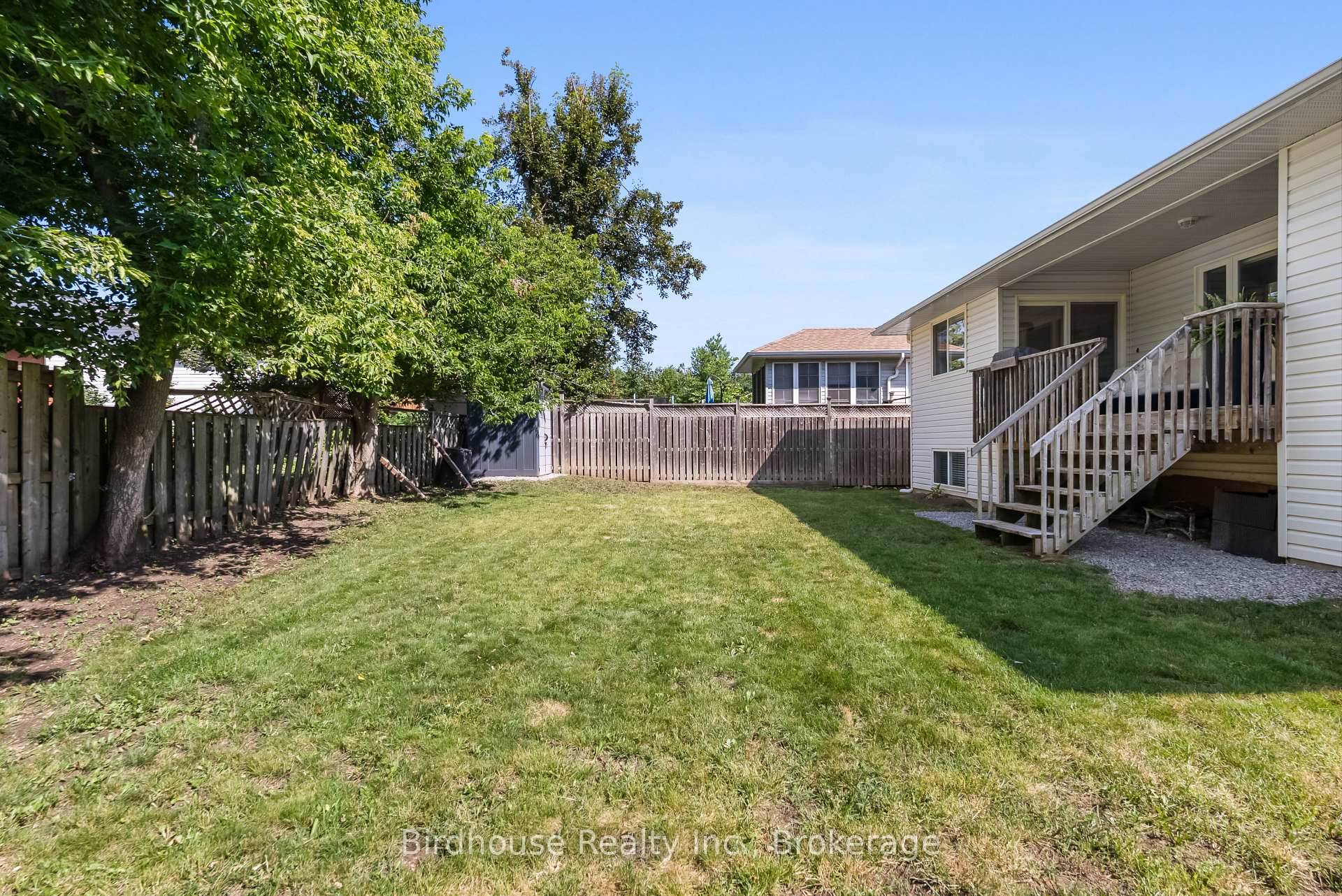 Photo 31 of 50 Birch Crescent, Kawartha Lakes, Bobcaygeon — HOMEH